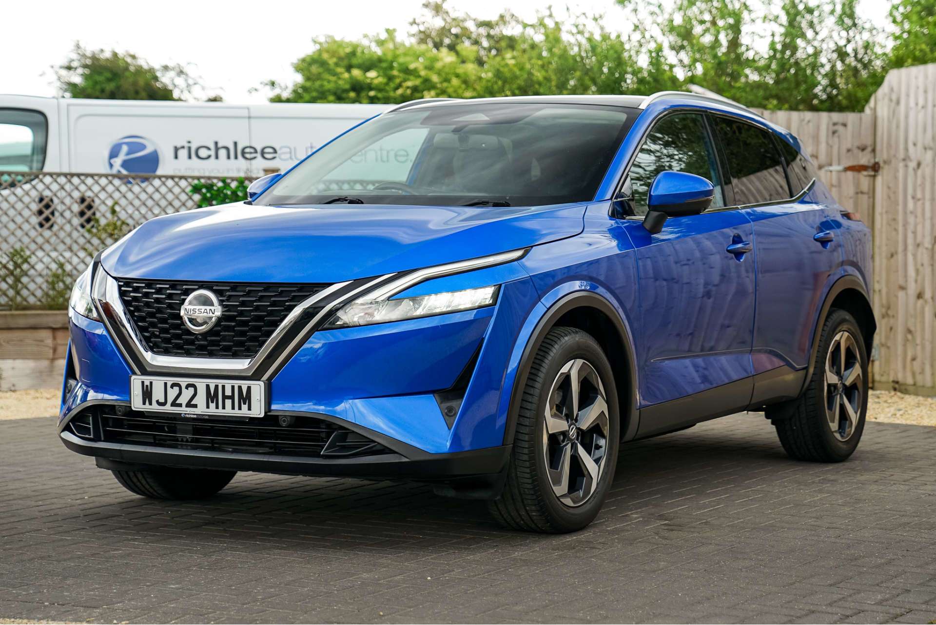NISSAN QASHQAI 1.3 DIG-T MHEV N-Connecta SUV 5dr Petrol Hybrid Manual Euro 6 (s/s) (140 ps) For Sale