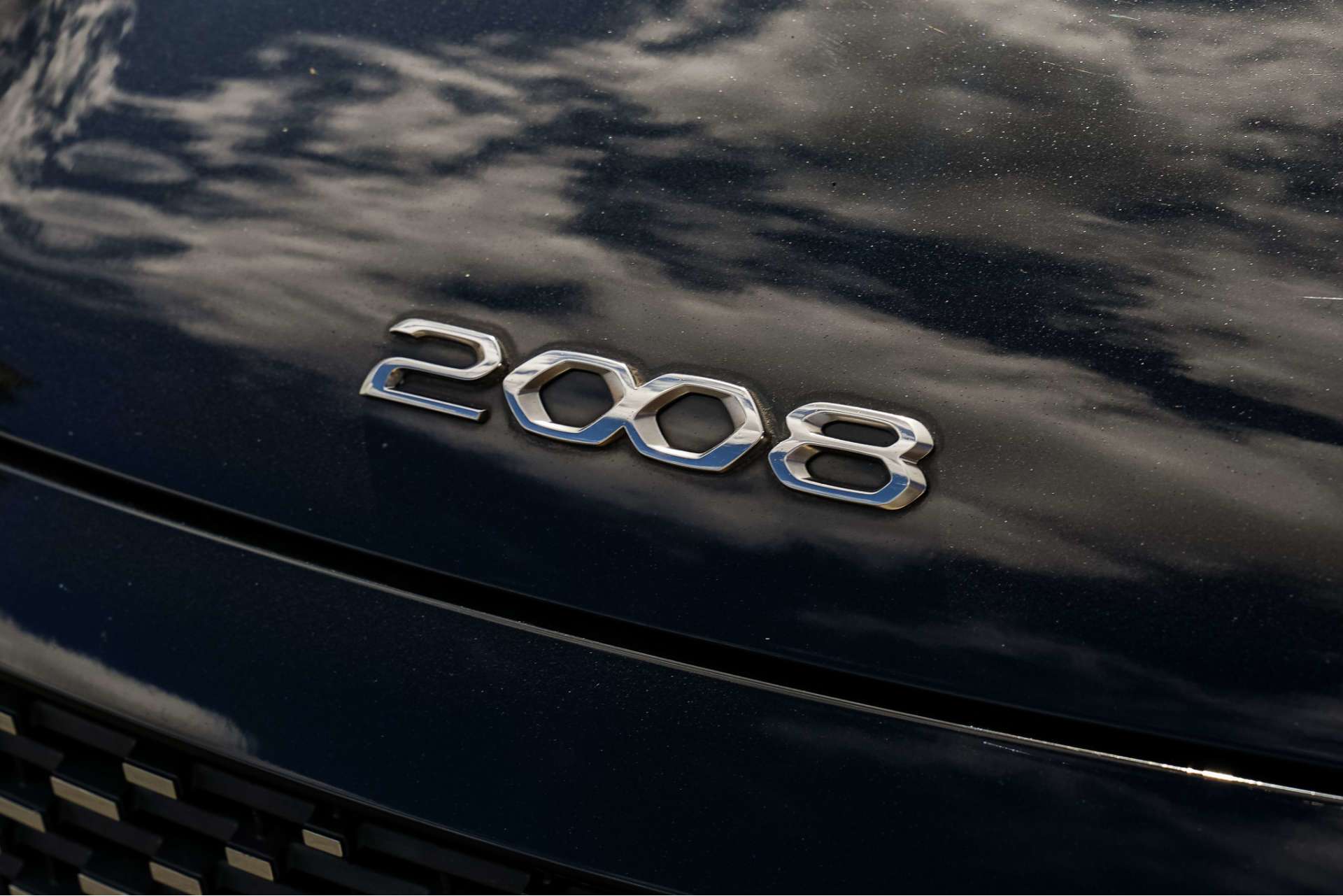 PEUGEOT 2008 1.2 PureTech Allure Premium SUV 5dr Petrol Manual Euro 6 (s/s) (130 ps) For Sale