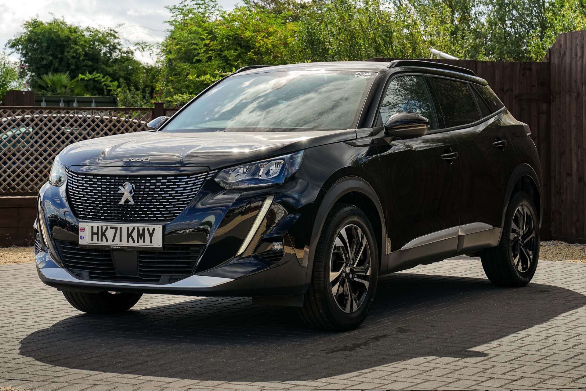 PEUGEOT 2008 1.2 PureTech Allure Premium SUV 5dr Petrol Manual Euro 6 (s/s) (130 ps) For Sale