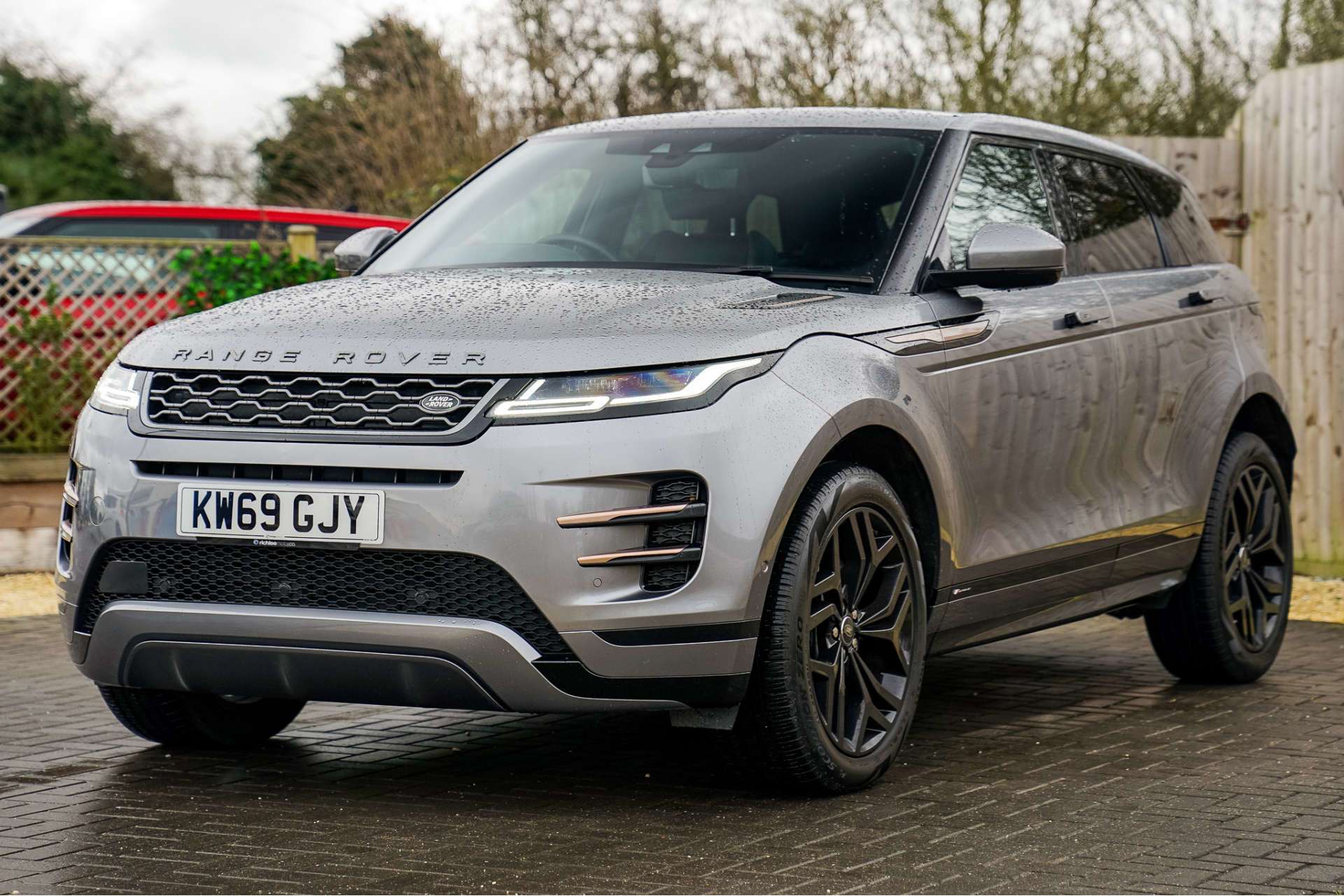 LAND ROVER RANGE ROVER EVOQUE 2.0 Range Rover Evoque R-Dynamic HSE D Auto 4WD 5dr For Sale