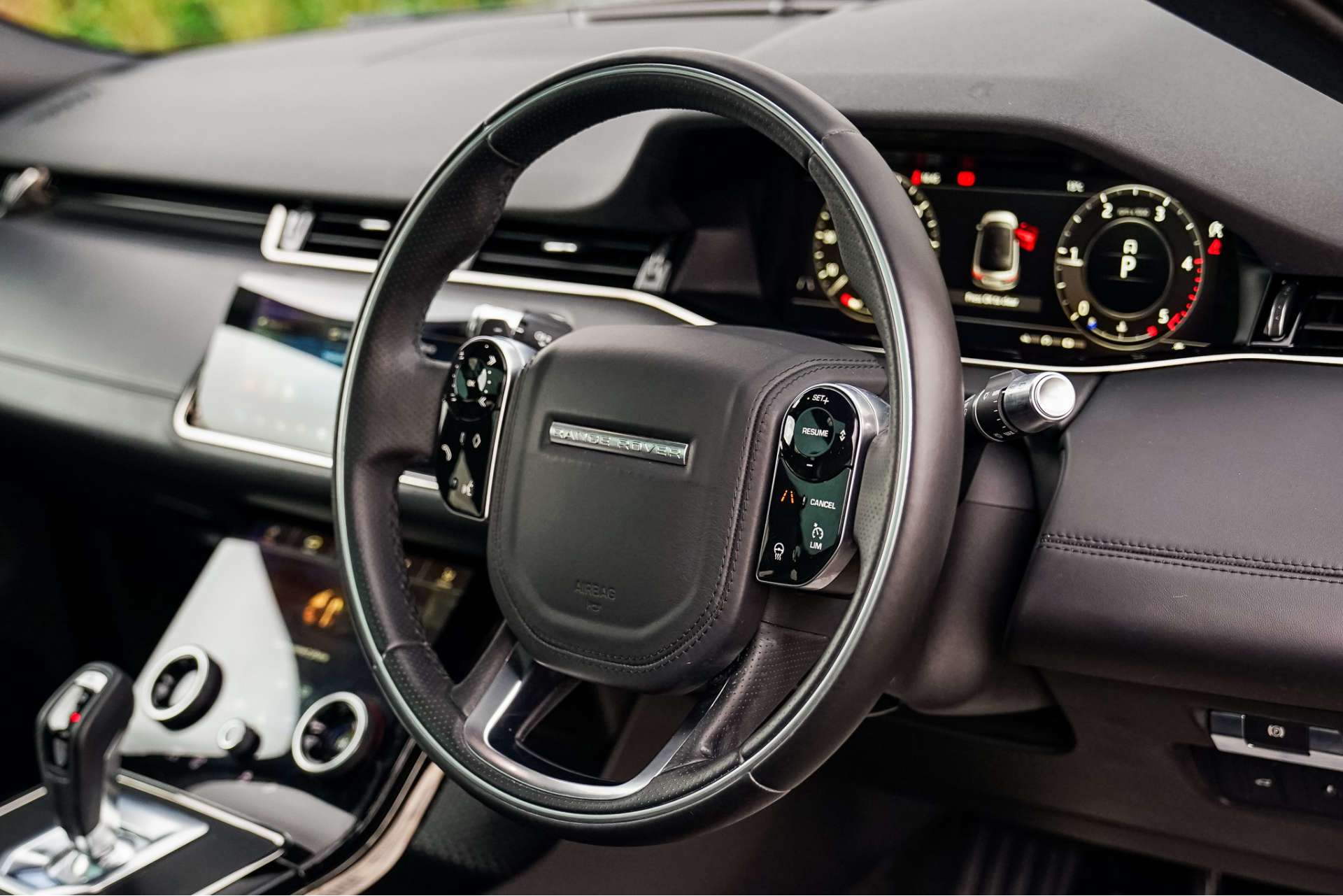 LAND ROVER RANGE ROVER EVOQUE 2.0 Range Rover Evoque R-Dynamic HSE D Auto 4WD 5dr For Sale