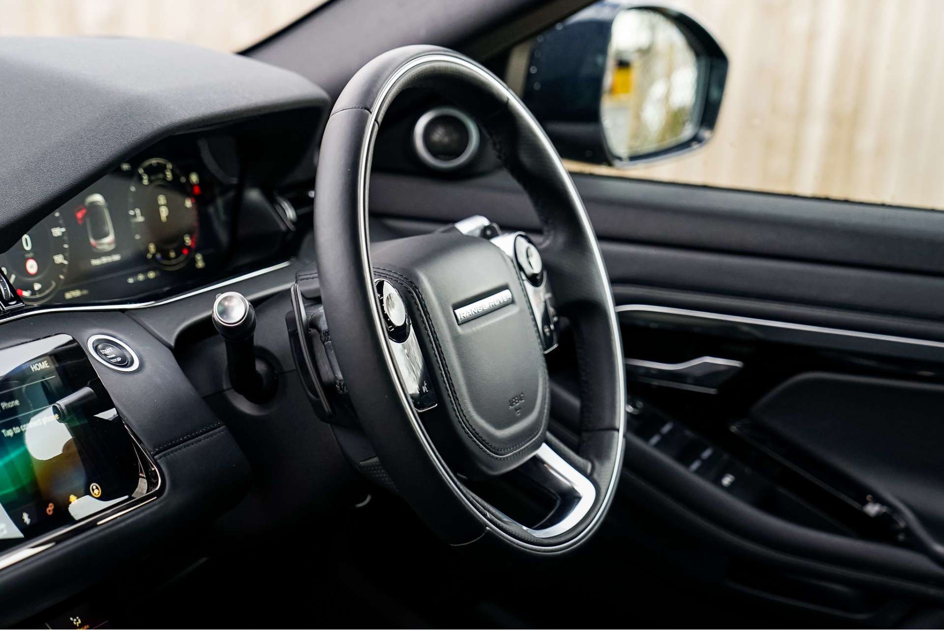 LAND ROVER RANGE ROVER EVOQUE 2.0 Range Rover Evoque R-Dynamic HSE D Auto 4WD 5dr For Sale