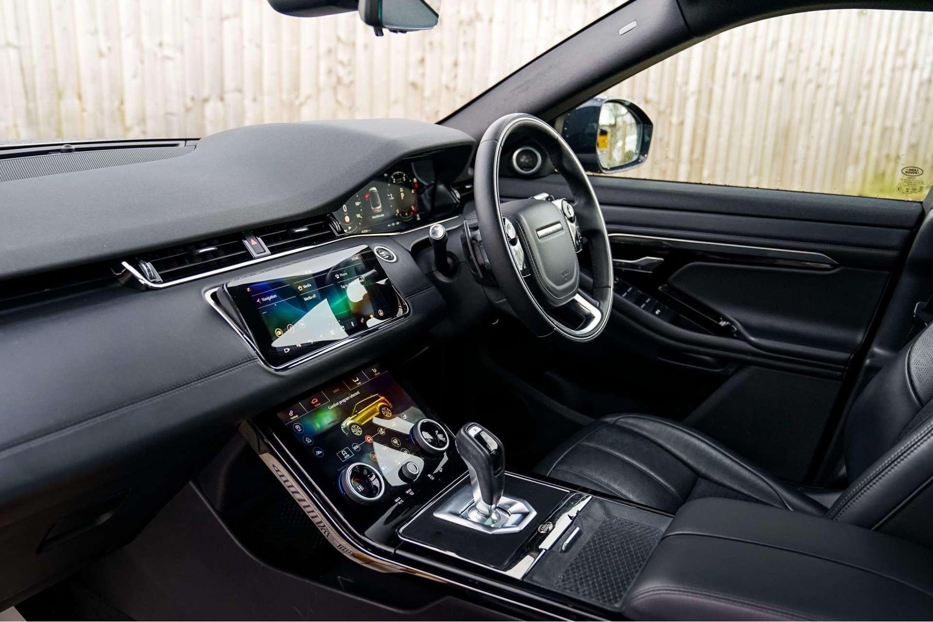 LAND ROVER RANGE ROVER EVOQUE 2.0 Range Rover Evoque R-Dynamic HSE D Auto 4WD 5dr For Sale