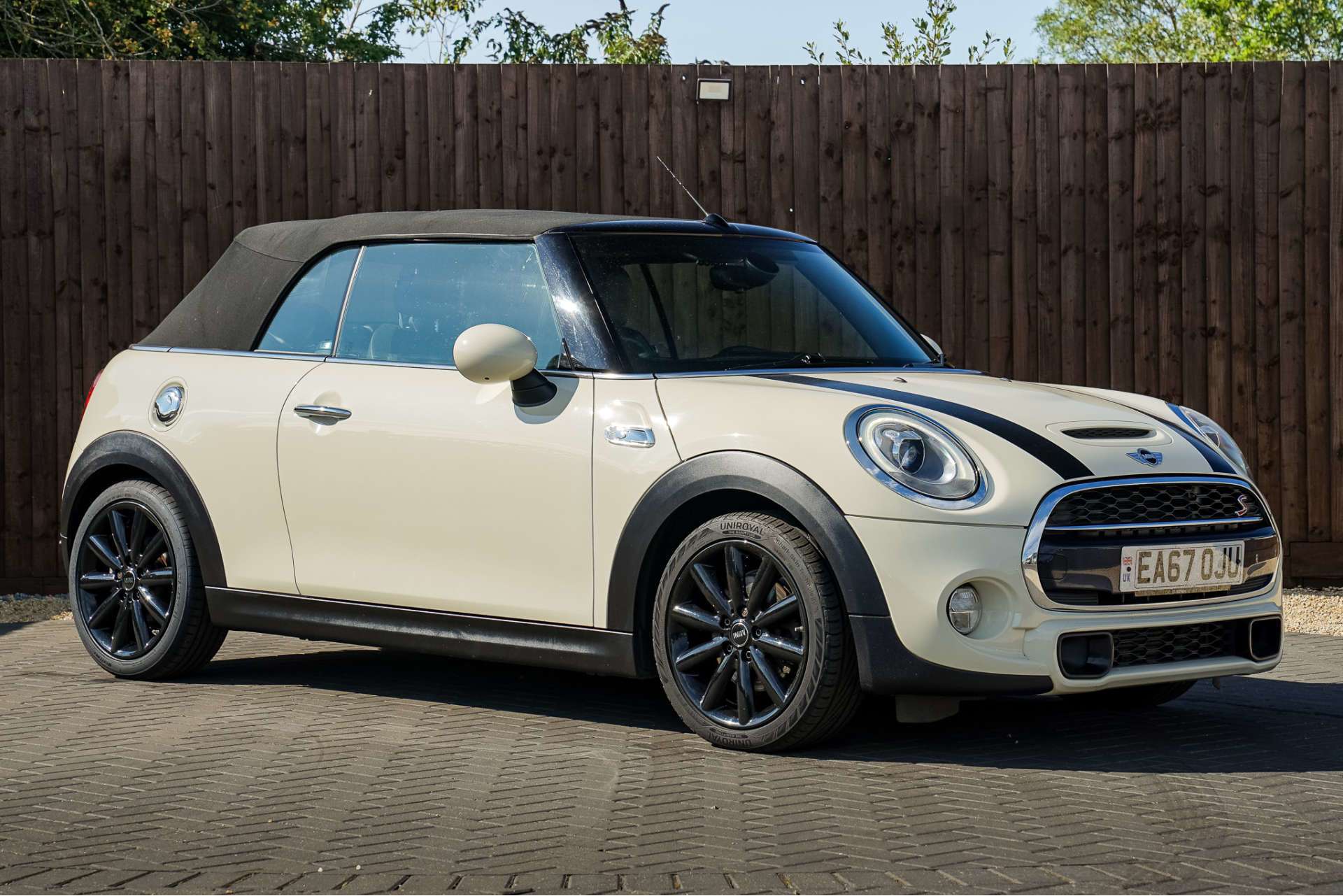MINI CONVERTIBLE 2.0 Cooper S Convertible 2dr Petrol Auto Euro 6 (s/s) (192 ps) For Sale