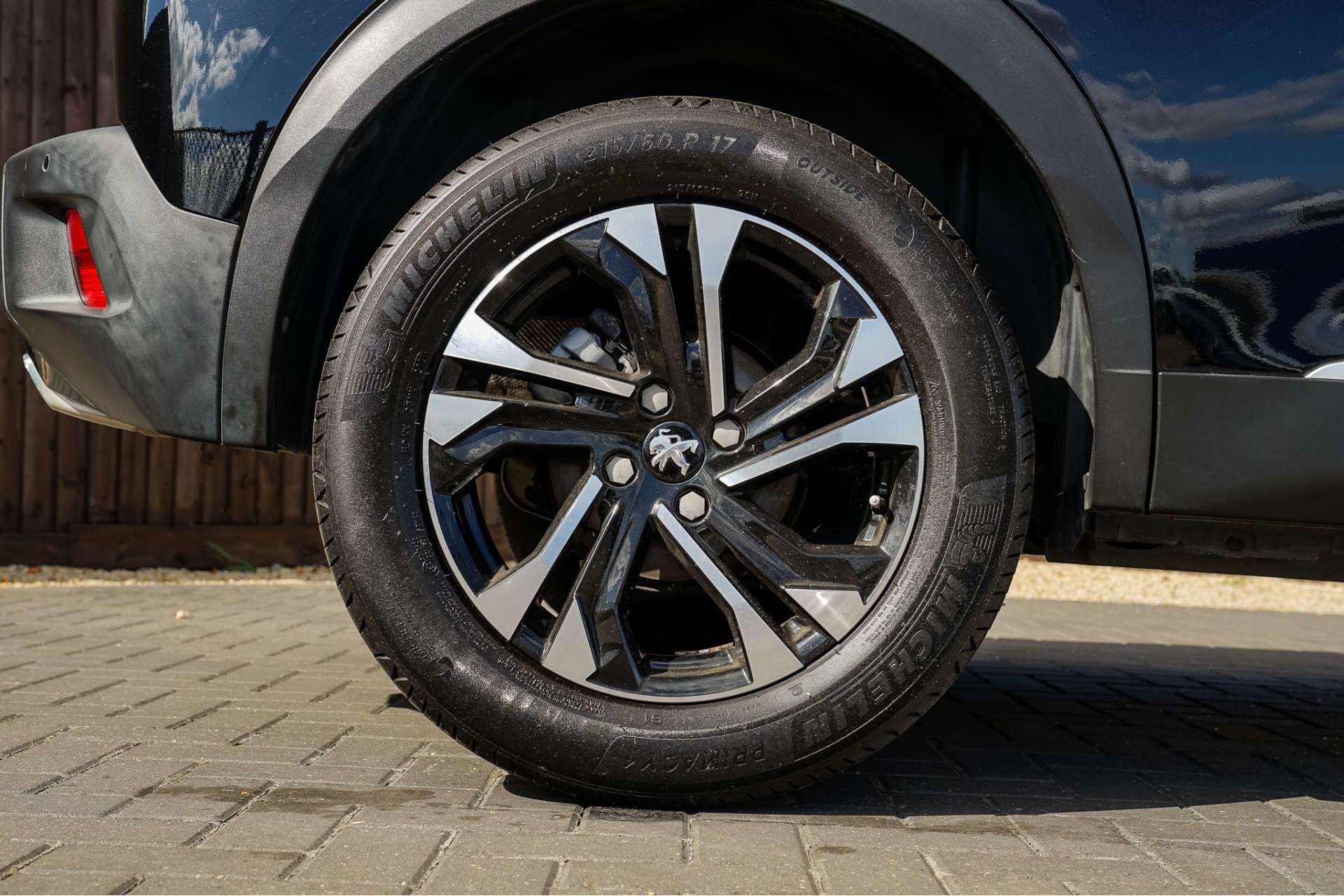 PEUGEOT 2008 1.2 PureTech Allure Premium SUV 5dr Petrol Manual Euro 6 (s/s) (130 ps) For Sale