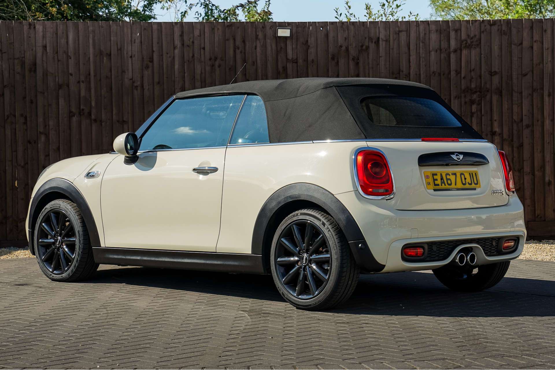 MINI CONVERTIBLE 2.0 Cooper S Convertible 2dr Petrol Auto Euro 6 (s/s) (192 ps) For Sale