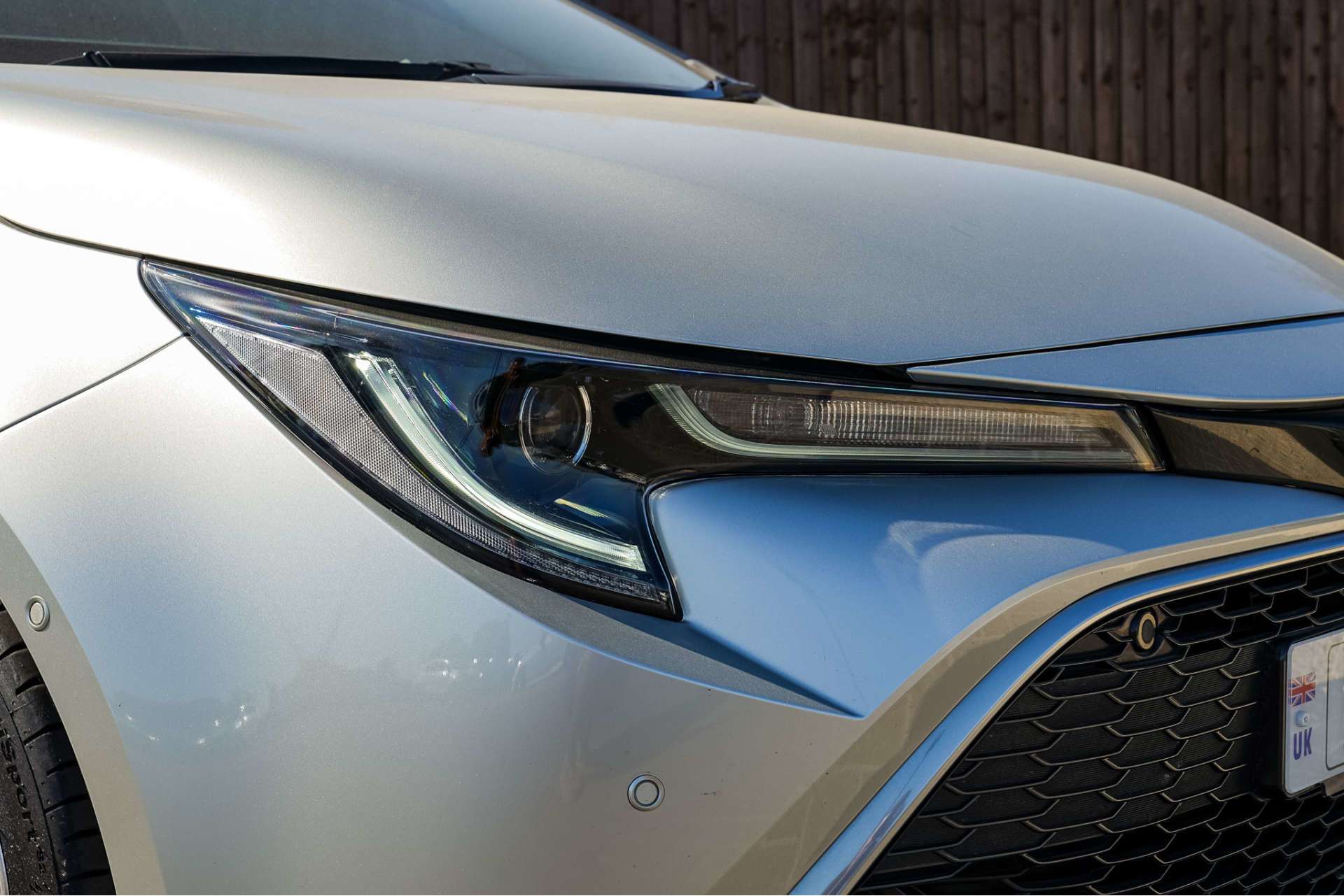 TOYOTA COROLLA 2.0 VVT-h Excel Hatchback 5dr Petrol Hybrid CVT Euro 6 (s/s) (184 ps) For Sale
