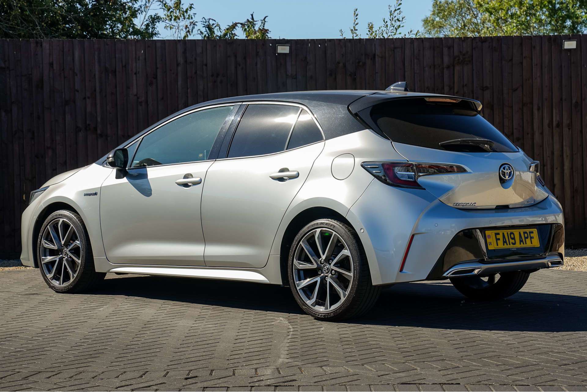 TOYOTA COROLLA 2.0 VVT-h Excel Hatchback 5dr Petrol Hybrid CVT Euro 6 (s/s) (184 ps) For Sale