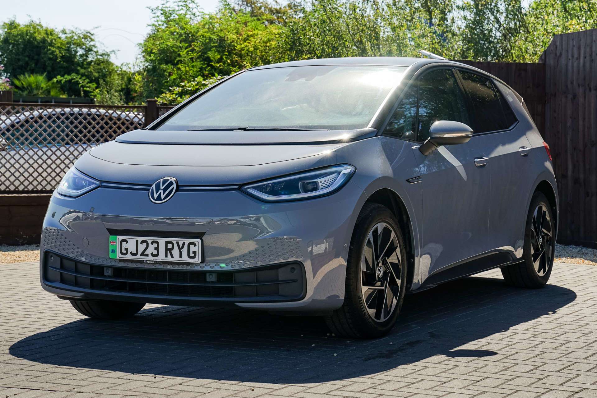 VOLKSWAGEN ID.3 Pro Performance 58kWh Family Hatchback 5dr Electric Auto (204 ps) For Sale