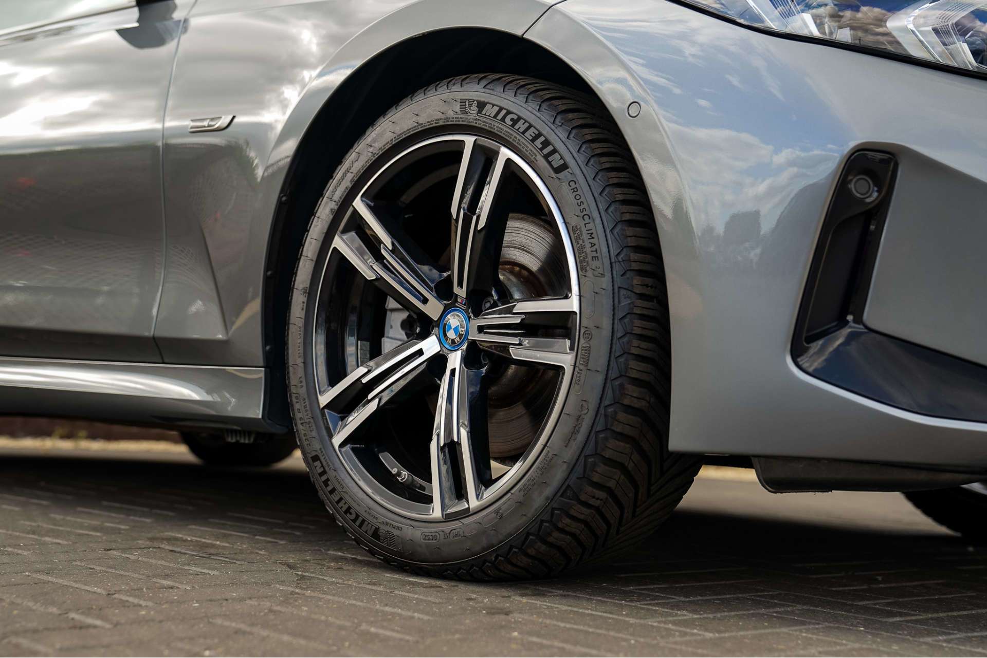 BMW 3 SERIES 2.0 330e 12kWh M Sport Saloon 4dr Petrol Plug-in Hybrid Auto Euro 6 (s/s) (292 ps) For Sale