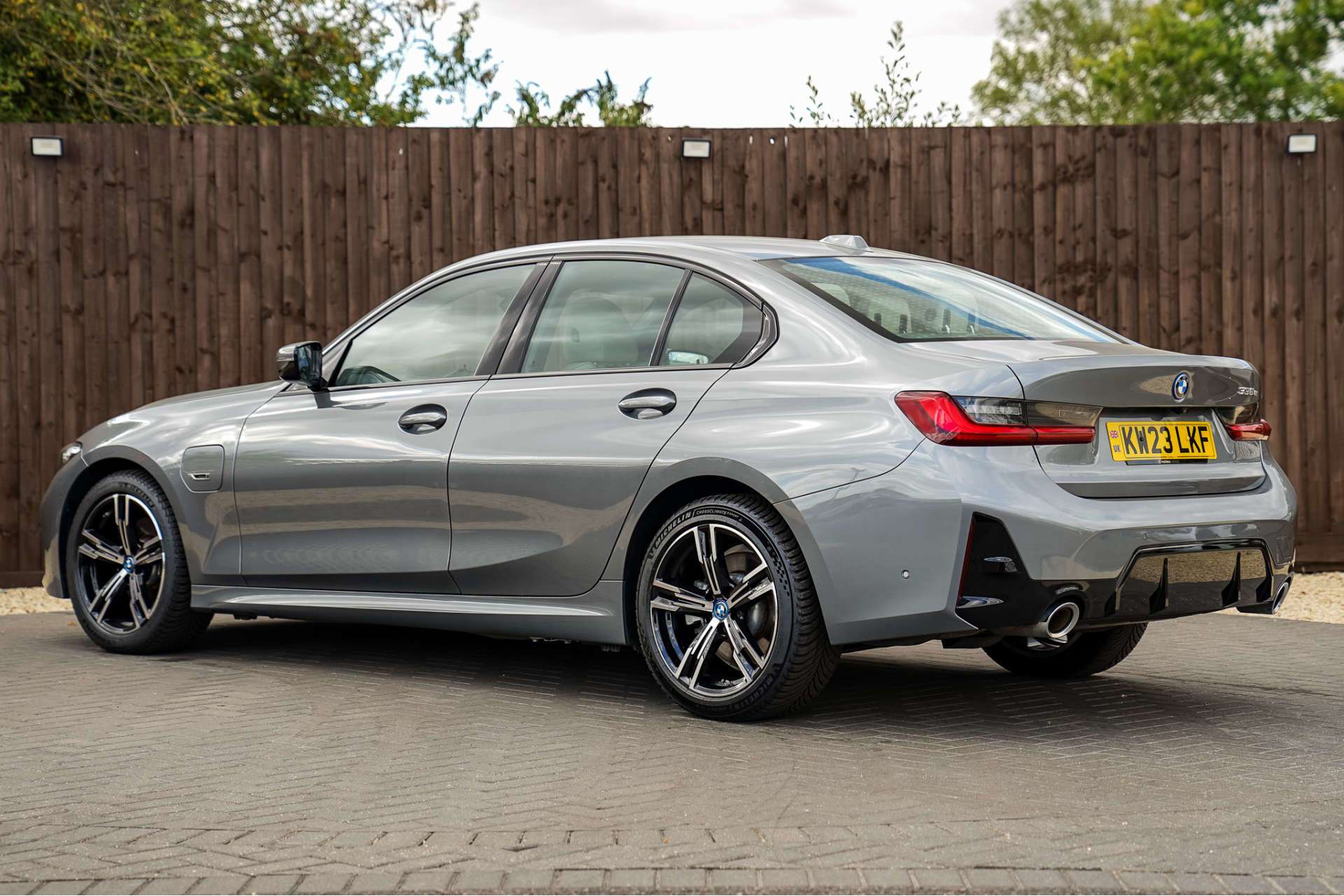 BMW 3 SERIES 2.0 330e 12kWh M Sport Saloon 4dr Petrol Plug-in Hybrid Auto Euro 6 (s/s) (292 ps) For Sale