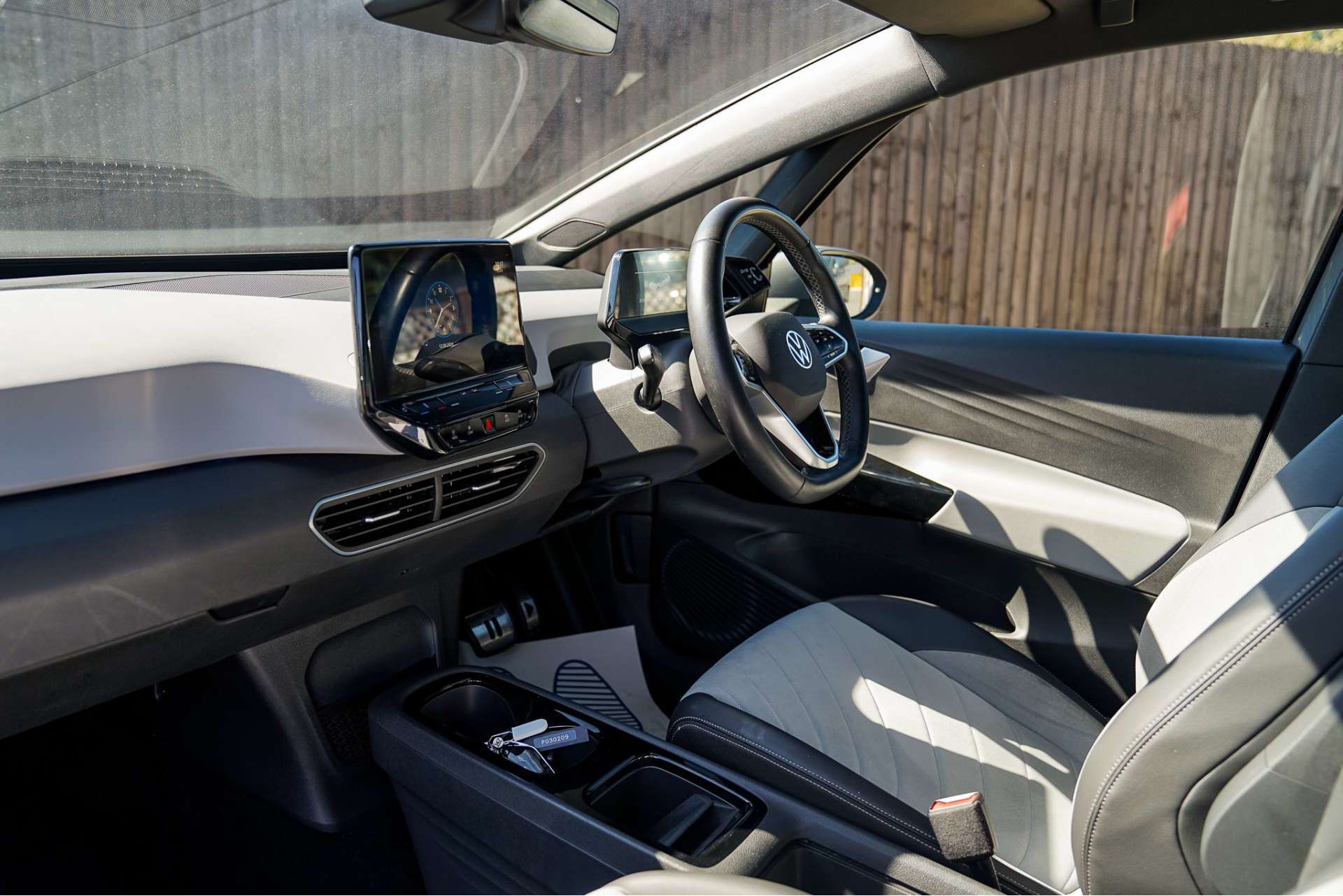 VOLKSWAGEN ID.3 Pro Performance 58kWh Family Hatchback 5dr Electric Auto (204 ps) For Sale