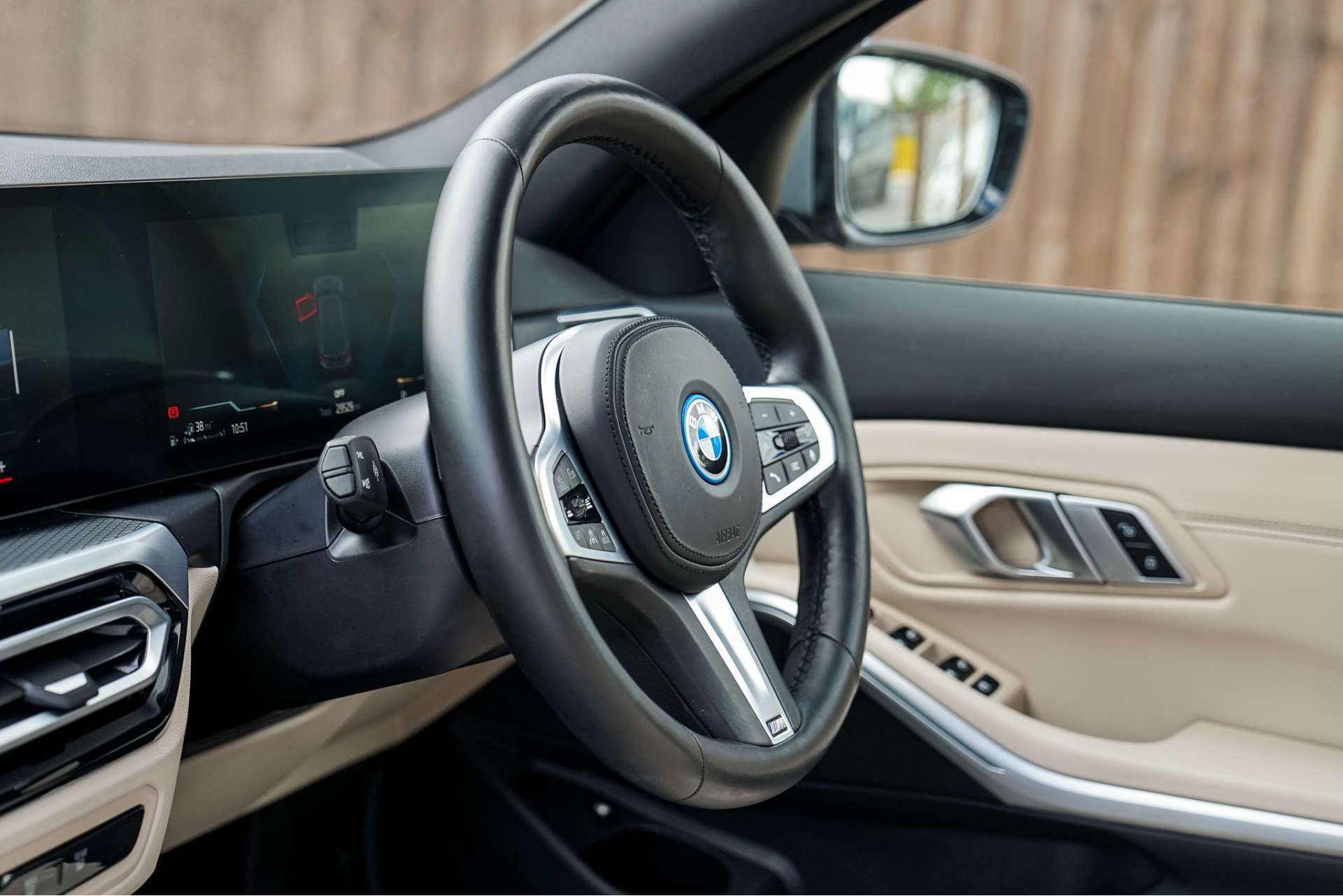 BMW 3 SERIES 2.0 330e 12kWh M Sport Saloon 4dr Petrol Plug-in Hybrid Auto Euro 6 (s/s) (292 ps) For Sale