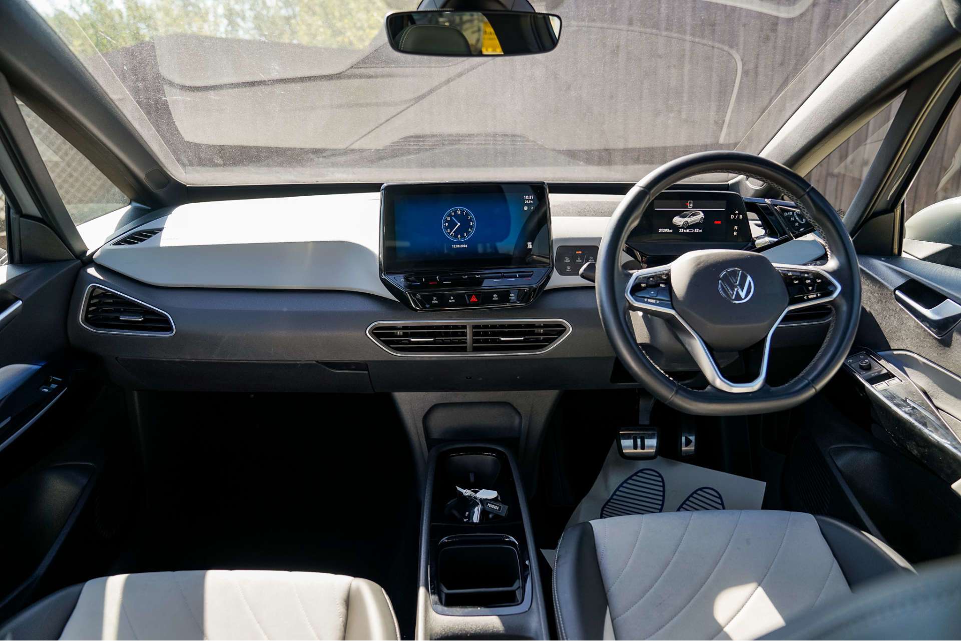 VOLKSWAGEN ID.3 Pro Performance 58kWh Family Hatchback 5dr Electric Auto (204 ps) For Sale
