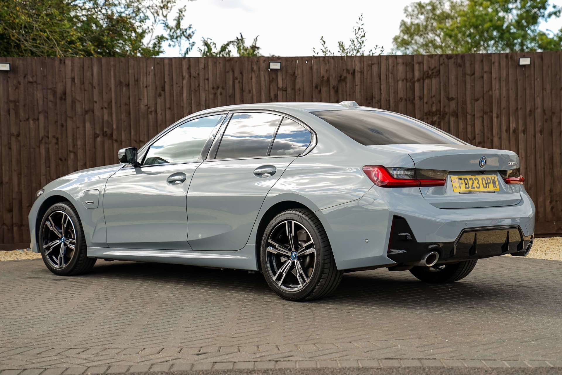 BMW 3 SERIES 2.0 330e 12kWh M Sport Saloon 4dr Petrol Plug-in Hybrid Auto Euro 6 (s/s) (292 ps) For Sale