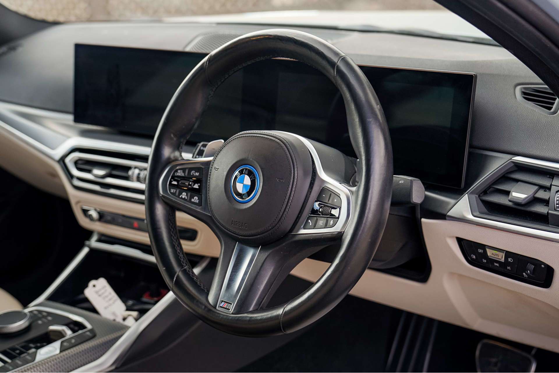 BMW 3 SERIES 2.0 330e 12kWh M Sport Saloon 4dr Petrol Plug-in Hybrid Auto Euro 6 (s/s) (292 ps) For Sale