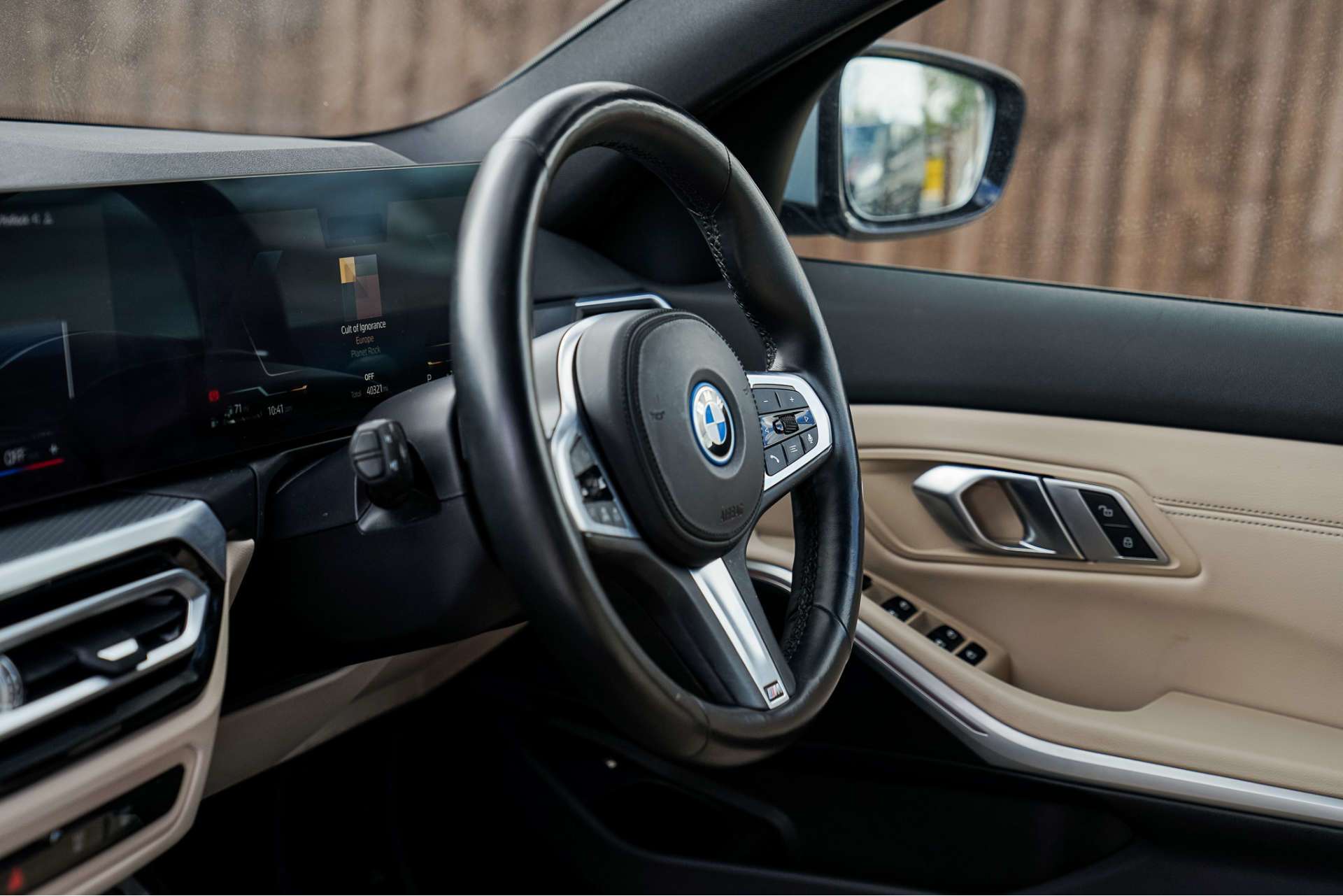 BMW 3 SERIES 2.0 330e 12kWh M Sport Saloon 4dr Petrol Plug-in Hybrid Auto Euro 6 (s/s) (292 ps) For Sale