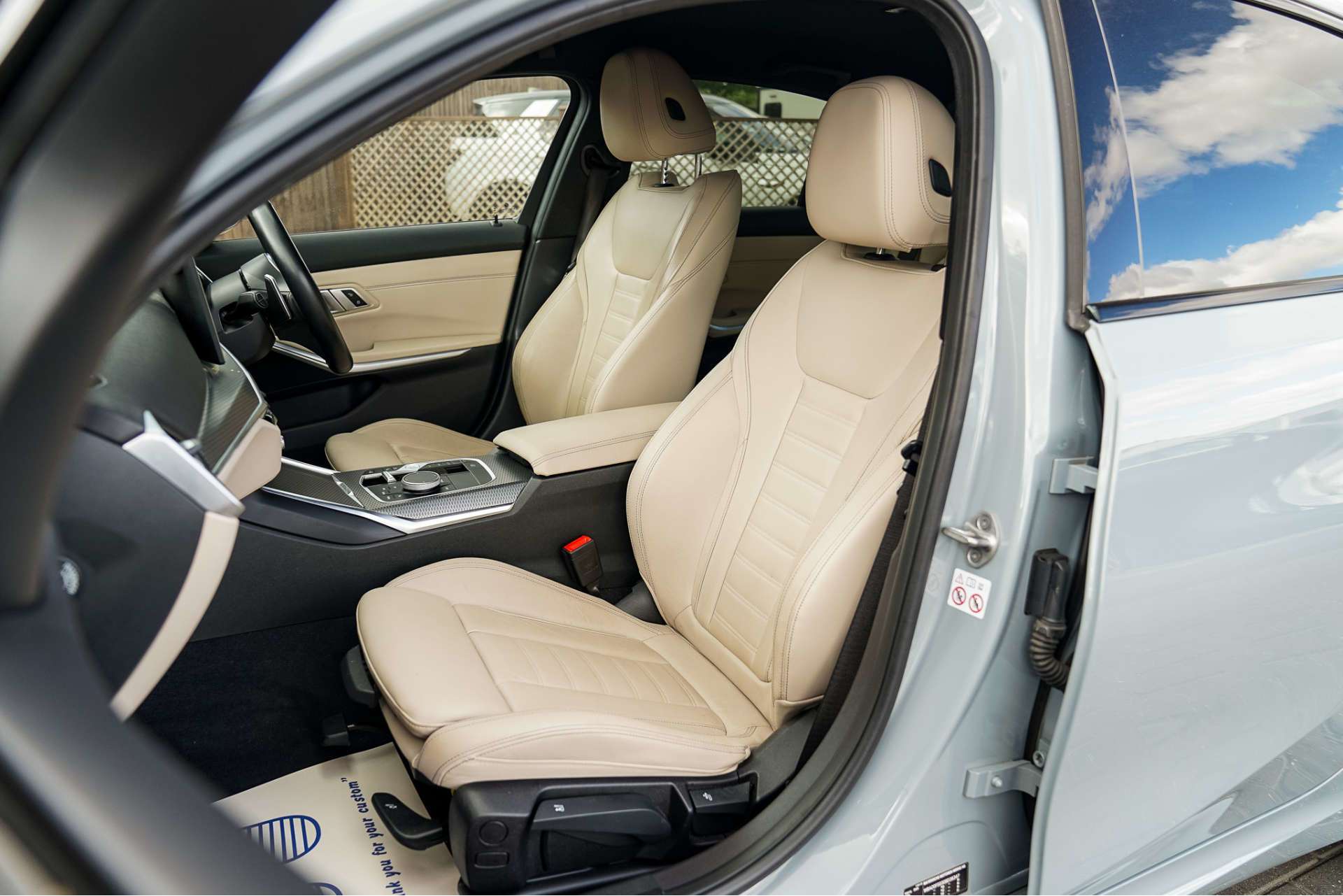 BMW 3 SERIES 2.0 330e 12kWh M Sport Saloon 4dr Petrol Plug-in Hybrid Auto Euro 6 (s/s) (292 ps) For Sale