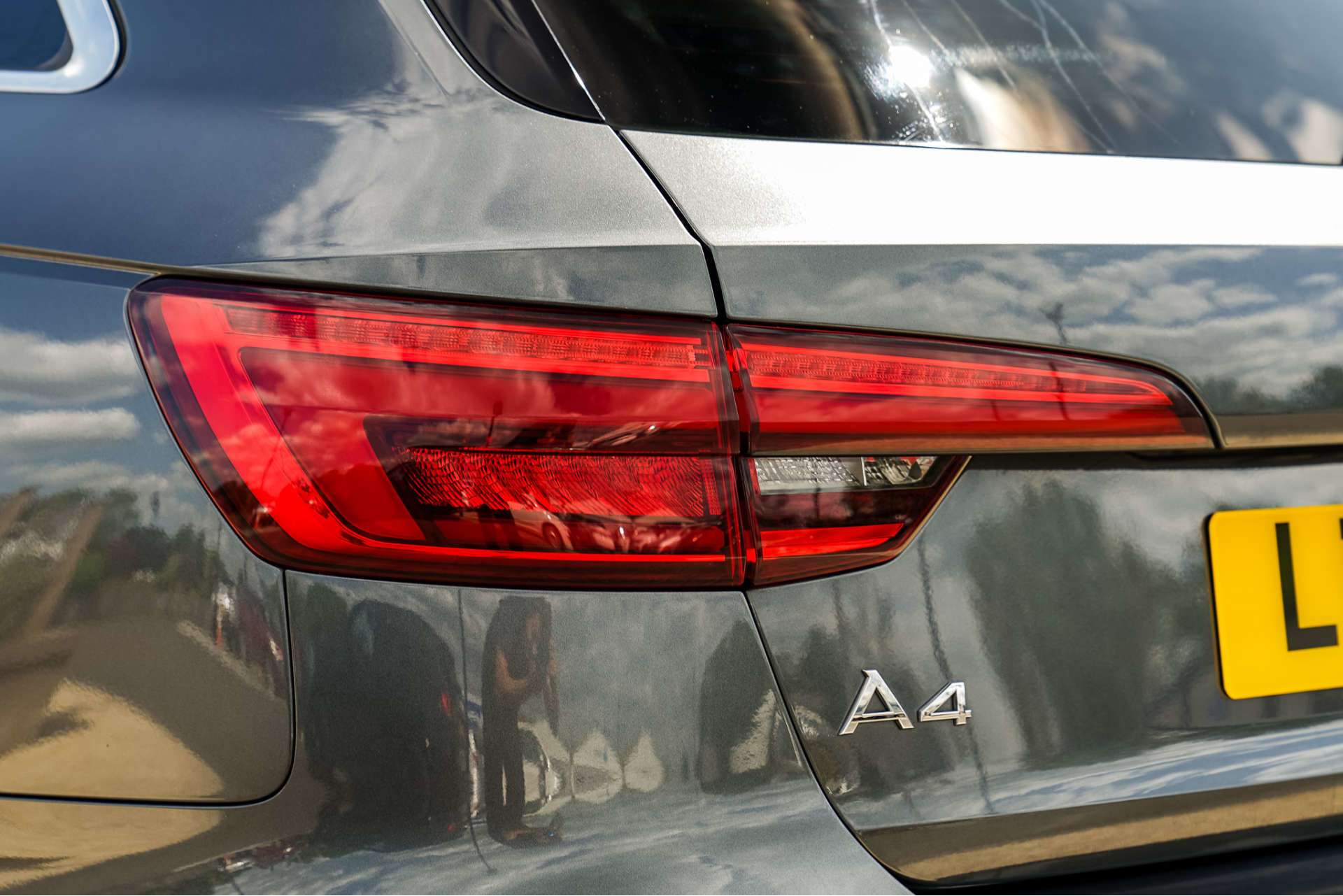 AUDI A4 2.0 A4 S Line TDI Semi-Auto 5dr For Sale