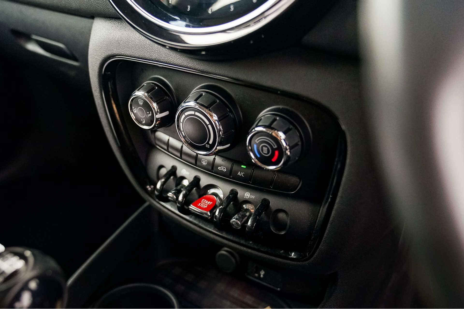 MINI CLUBMAN 1.5 Cooper Classic Estate 6dr Petrol Manual Euro 6 (s/s) (136 ps) For Sale