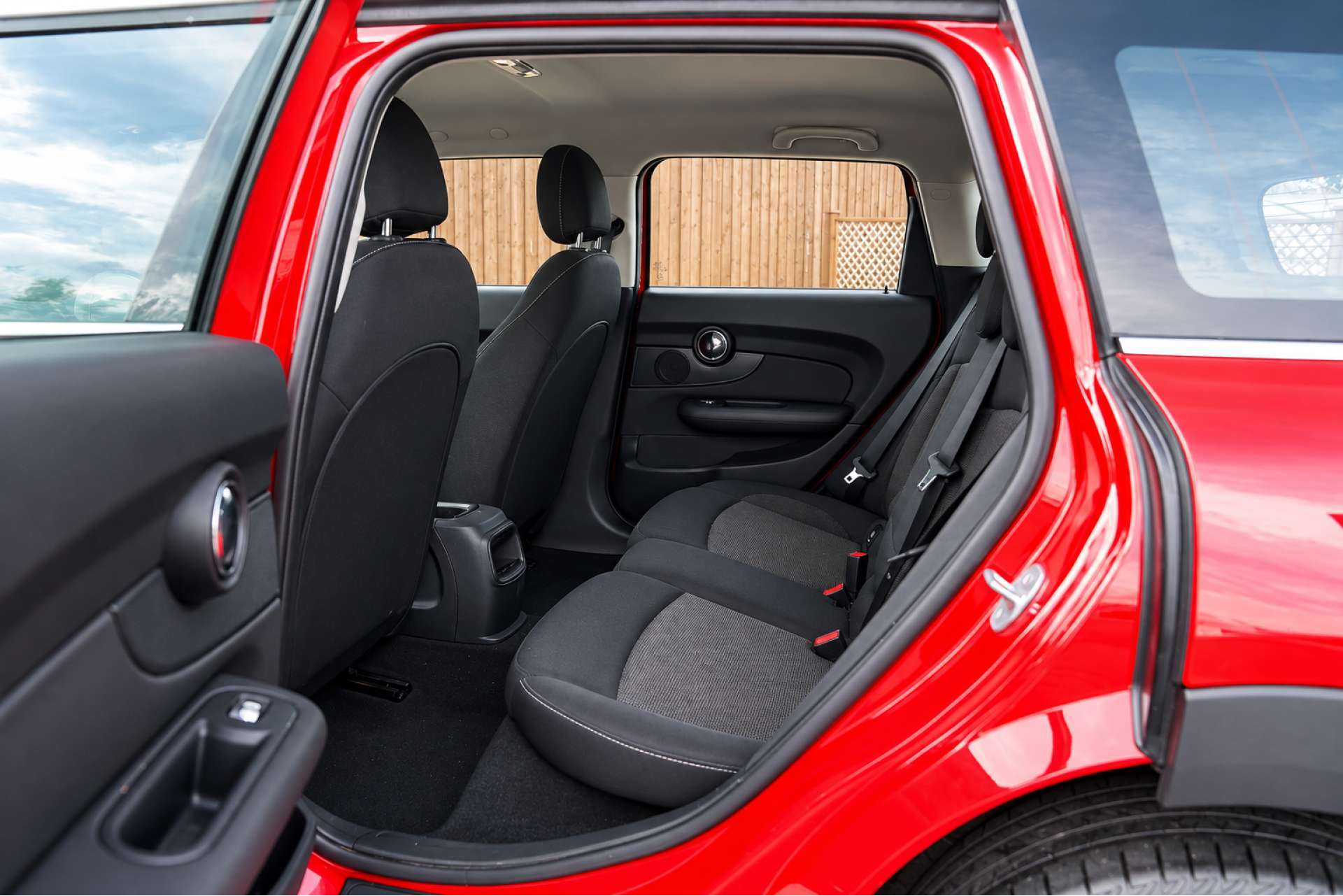 MINI CLUBMAN 1.5 Cooper Classic Estate 6dr Petrol Manual Euro 6 (s/s) (136 ps) For Sale