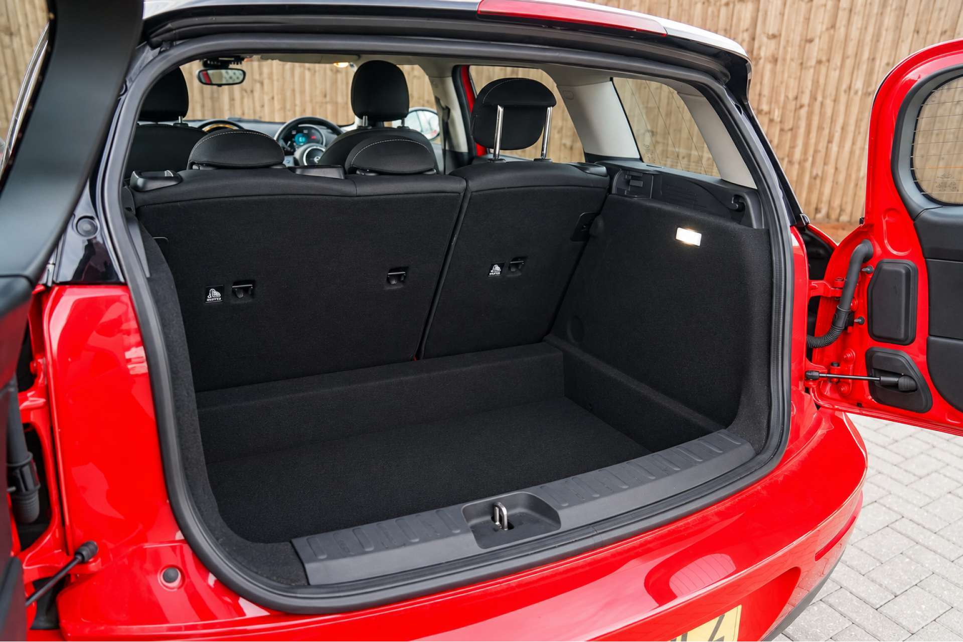 MINI CLUBMAN 1.5 Cooper Classic Estate 6dr Petrol Manual Euro 6 (s/s) (136 ps) For Sale