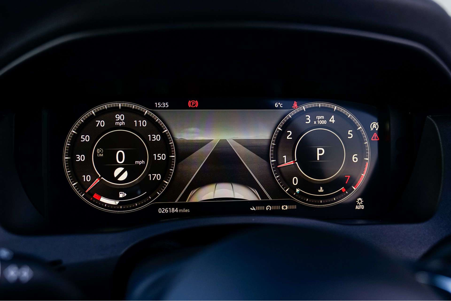 JAGUAR XE 2.0 XE R-Dynamic SE Auto 4dr For Sale