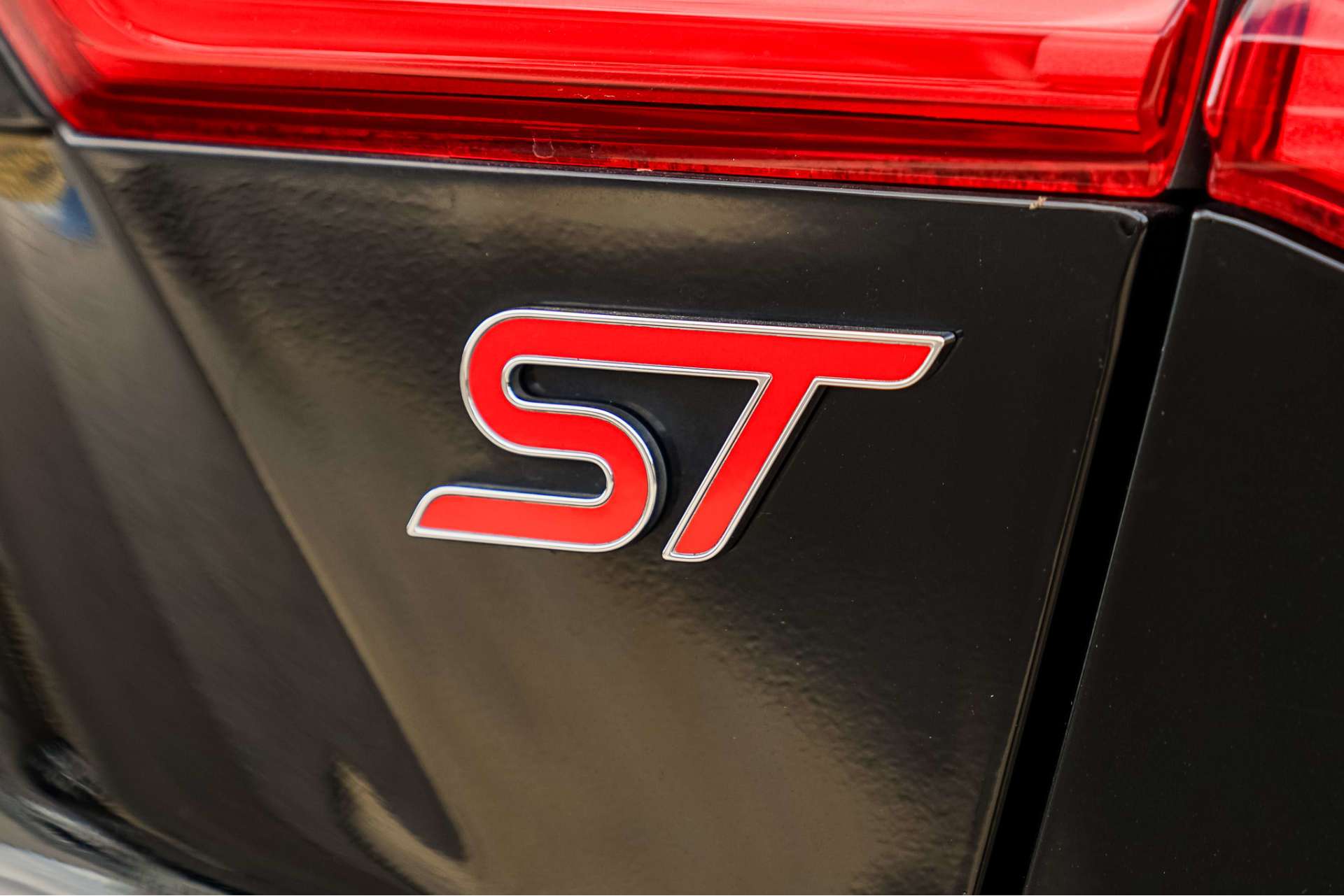 FORD FOCUS 2.3T EcoBoost ST Hatchback 5dr Petrol Manual Euro 6 (s/s) (280 ps) For Sale