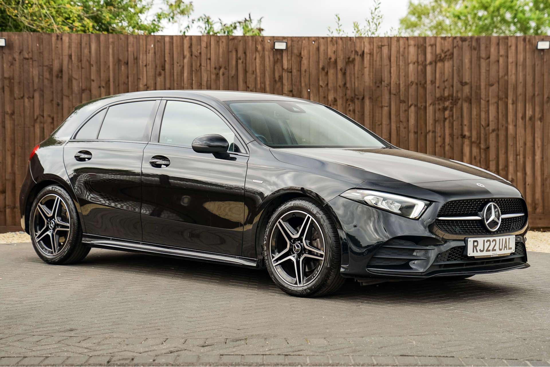 MERCEDES-BENZ A CLASS 1.3 A200 AMG Line Edition (Executive) Hatchback 5dr Petrol 7G-DCT Euro 6 (s/s) (163 ps) For Sale