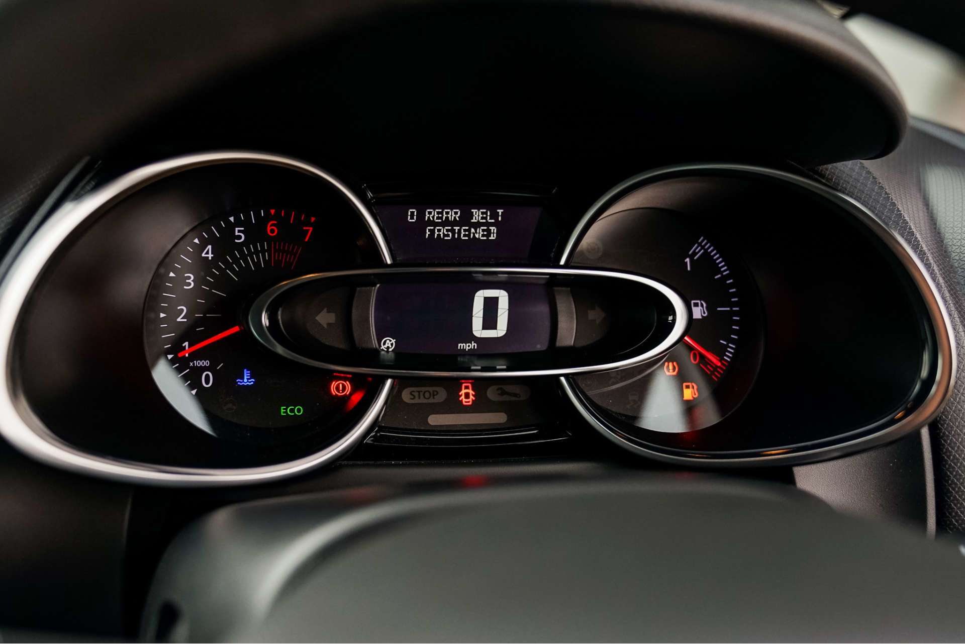 RENAULT CLIO 0.9 Clio Iconic TCe 5dr For Sale