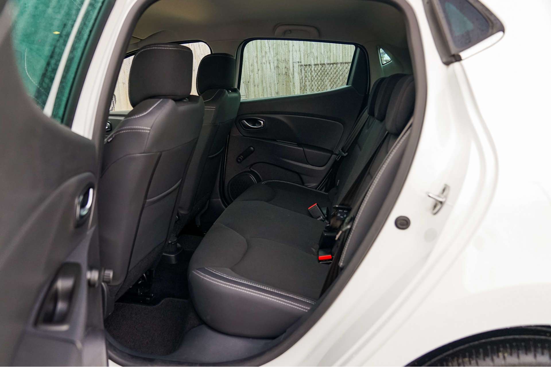 RENAULT CLIO 0.9 Clio Iconic TCe 5dr For Sale