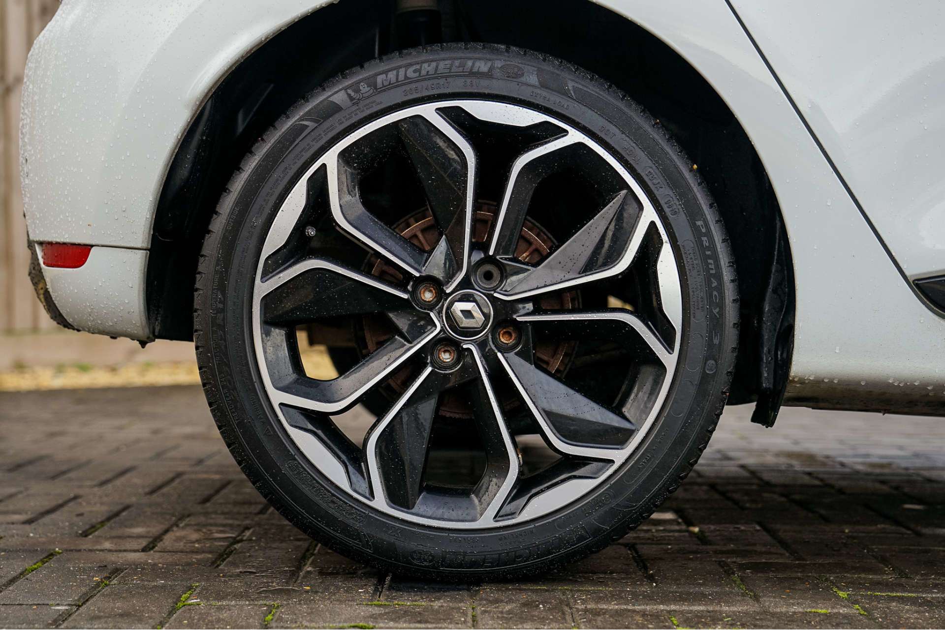 RENAULT CLIO 0.9 Clio Iconic TCe 5dr For Sale