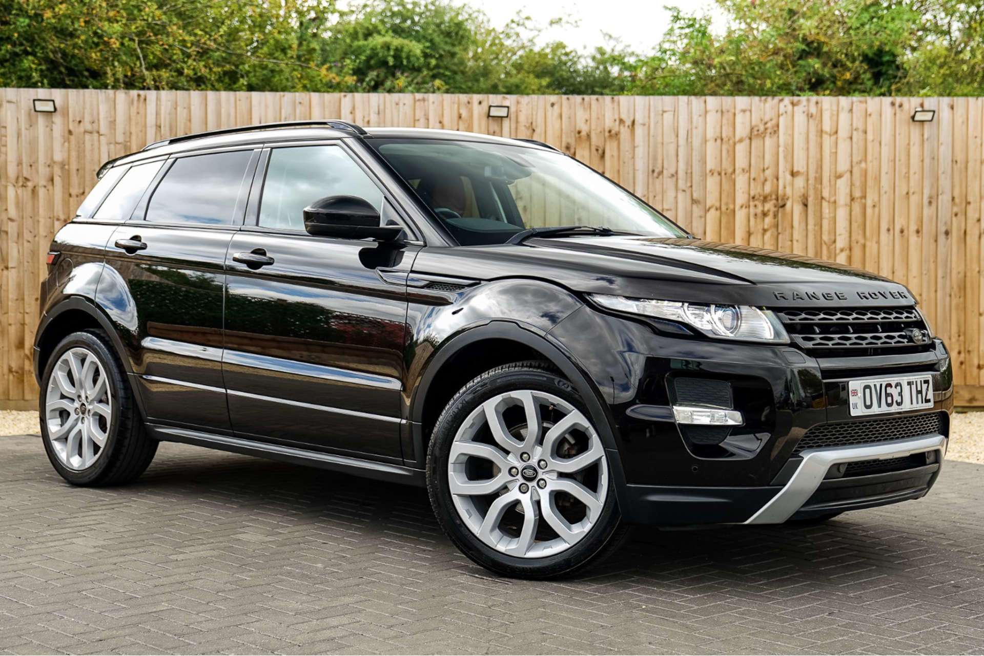 LAND ROVER RANGE ROVER EVOQUE 2.2 SD4 Dynamic 5dr For Sale