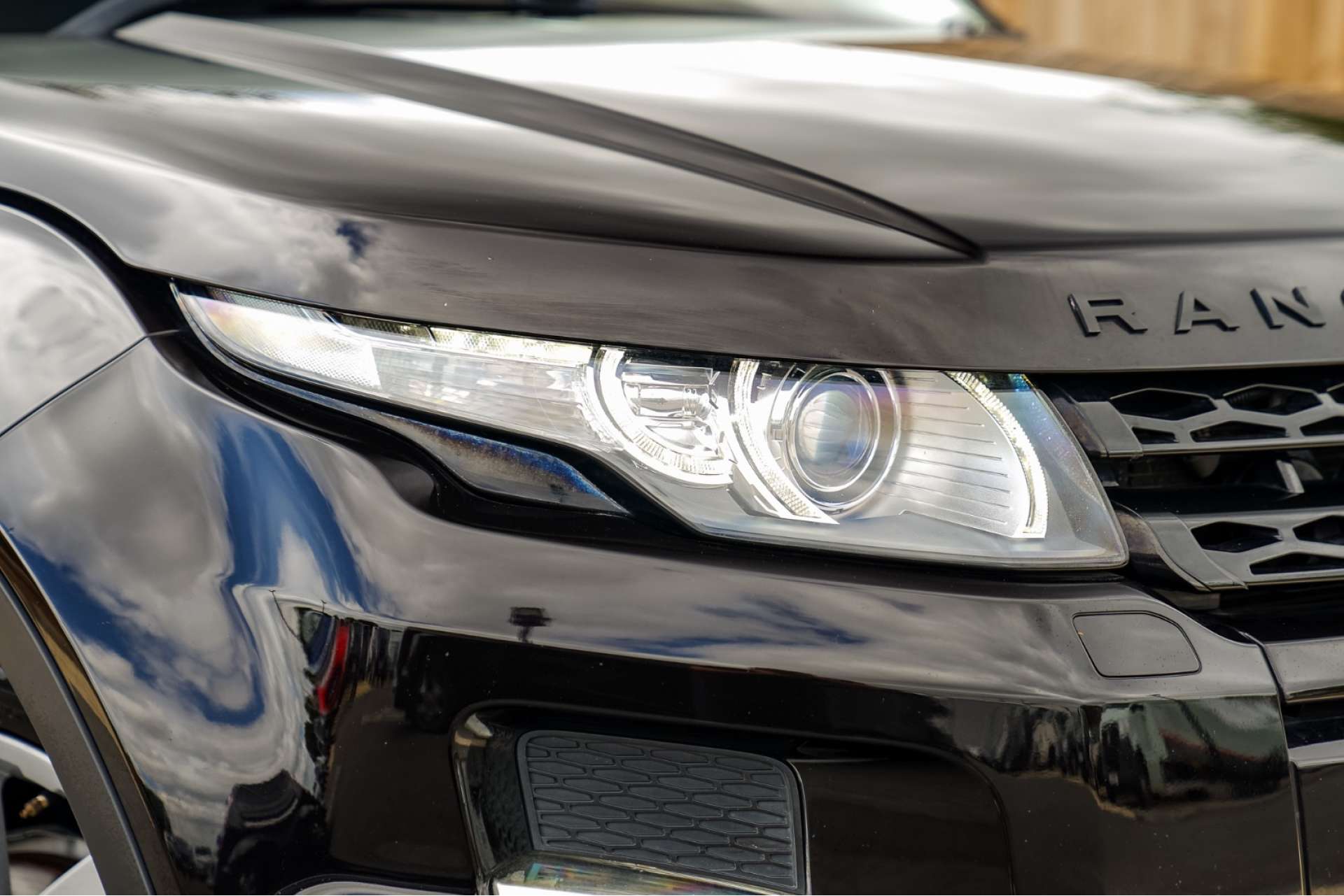 LAND ROVER RANGE ROVER EVOQUE 2.2 SD4 Dynamic 5dr For Sale