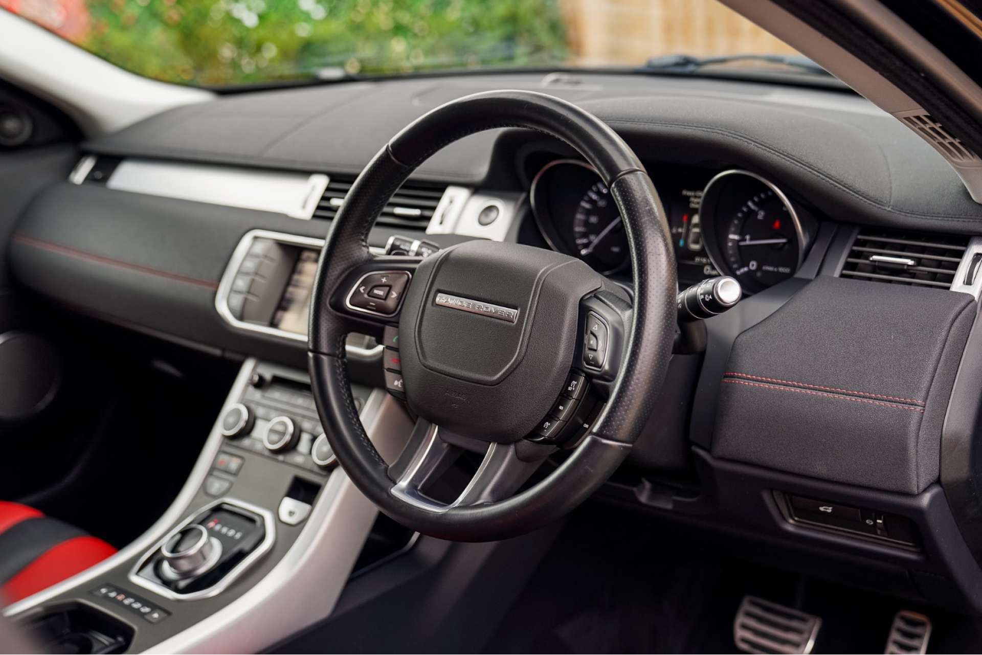 LAND ROVER RANGE ROVER EVOQUE 2.2 SD4 Dynamic 5dr For Sale