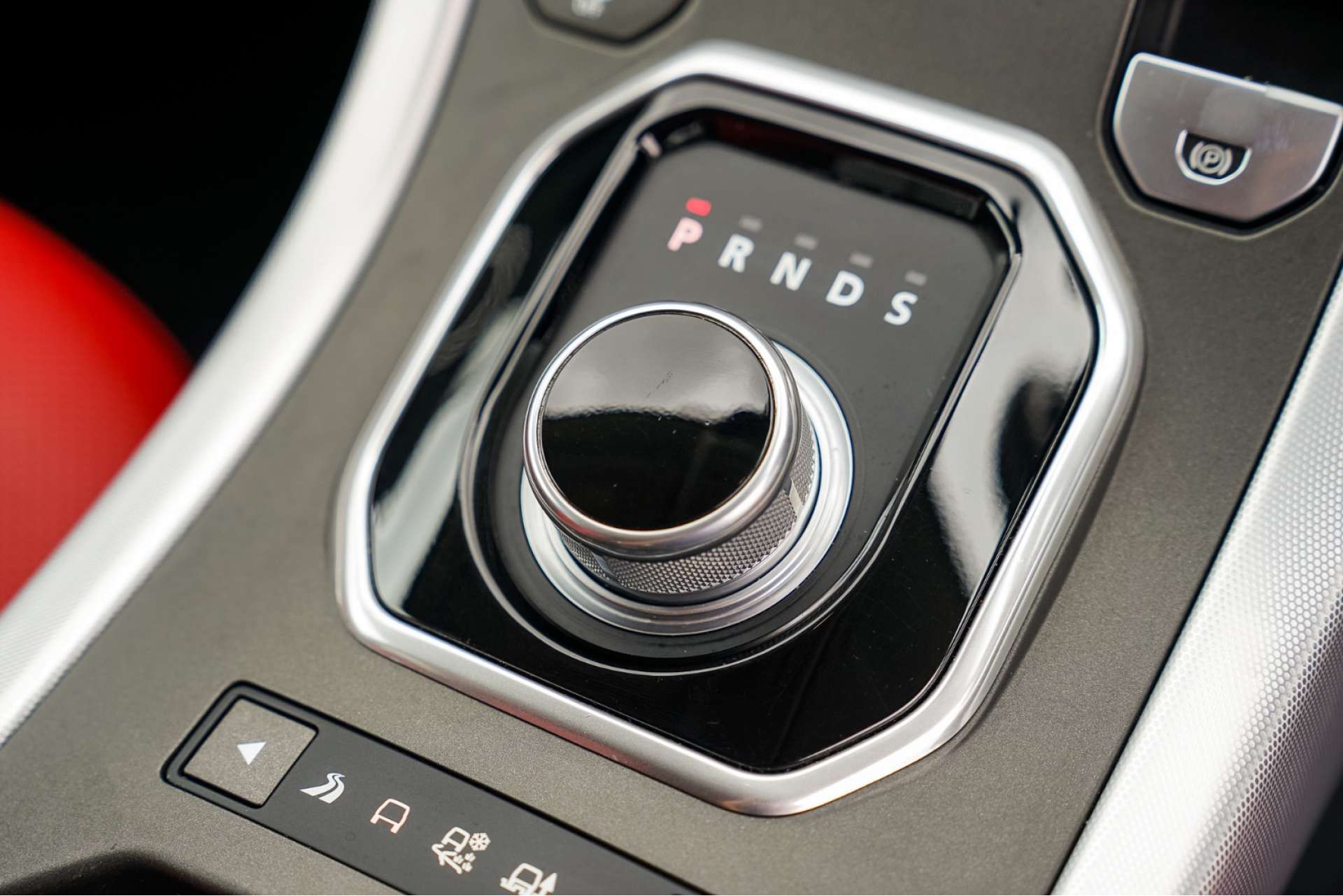 LAND ROVER RANGE ROVER EVOQUE 2.2 SD4 Dynamic 5dr For Sale