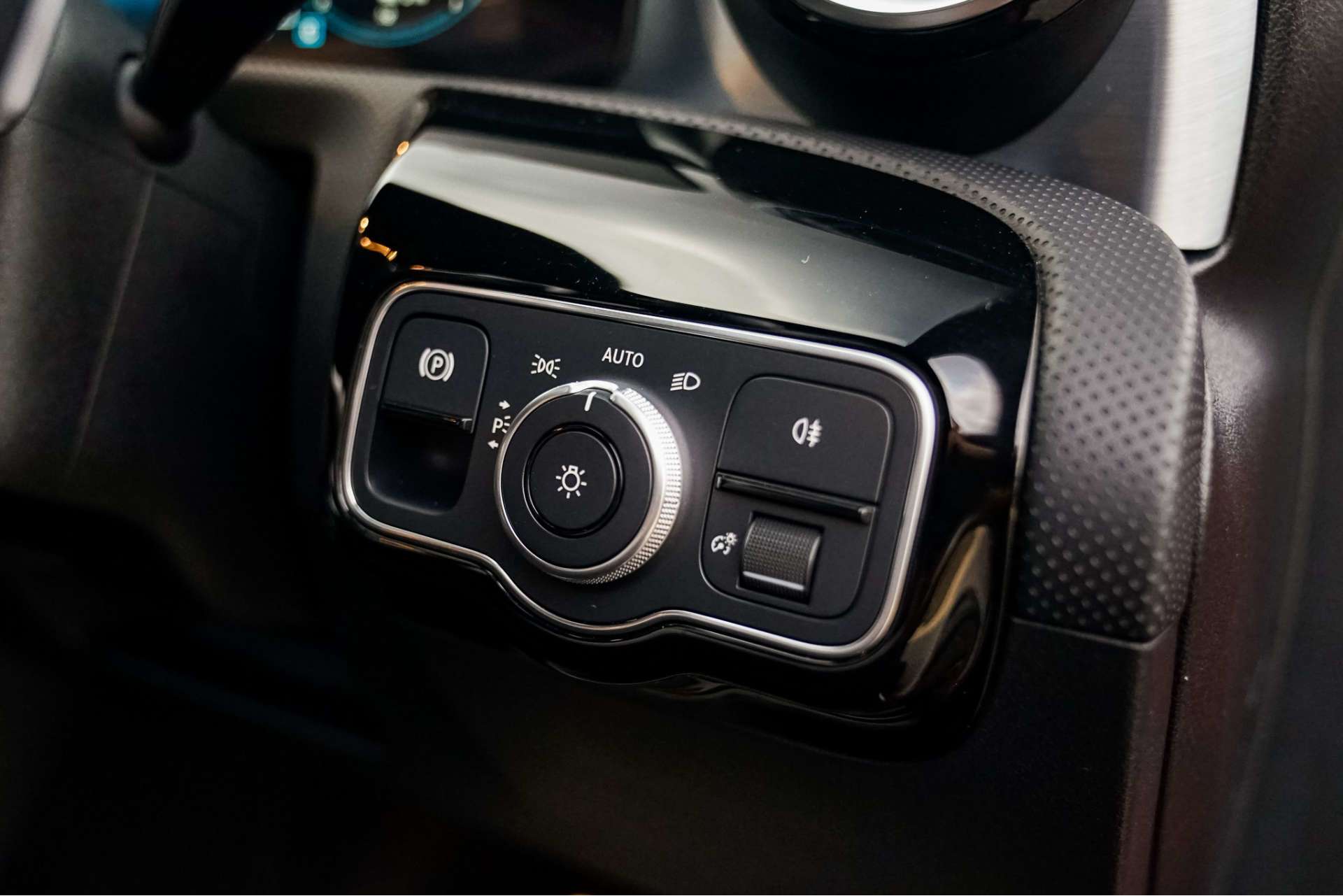 MERCEDES-BENZ A-Class 1.3 A 250 AMG Line Edition Premium E Auto 5dr For Sale