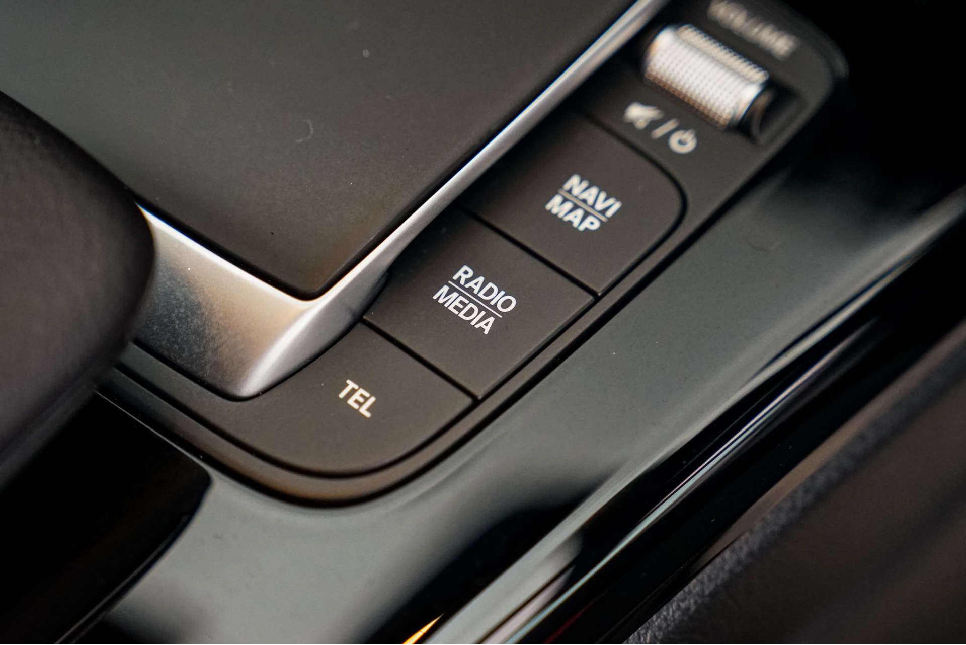 MERCEDES-BENZ A-Class 1.3 A 250 AMG Line Edition Premium E Auto 5dr For Sale