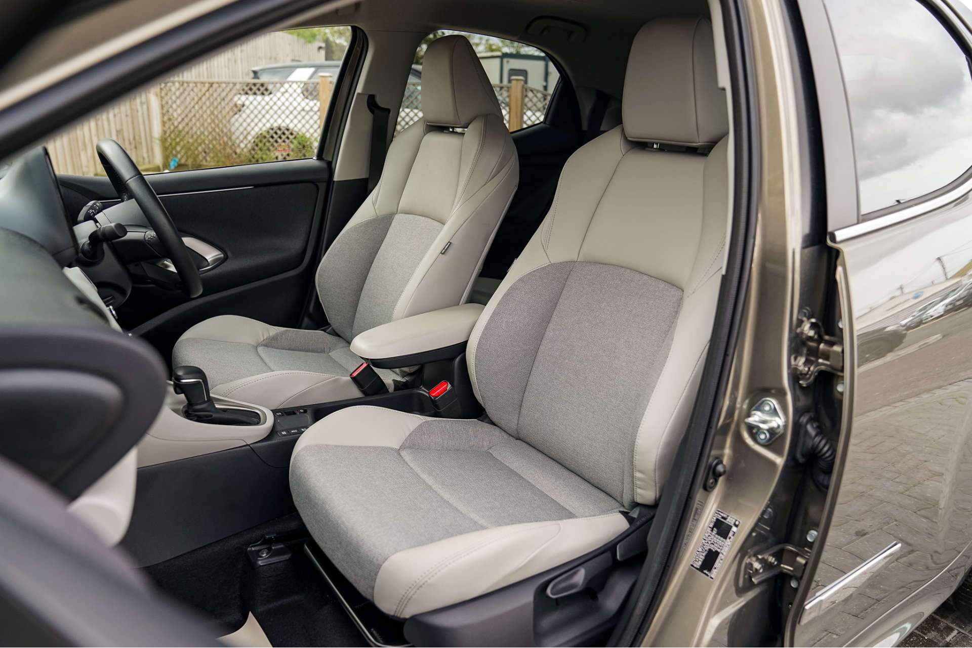 TOYOTA YARIS 1.5 Yaris Excel HEV CVT 5dr For Sale