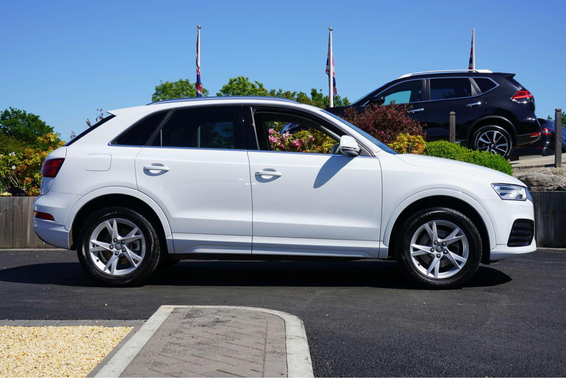 AUDI Q3 2.0 TDI QUATTRO SPORT 4WD 5dr For Sale