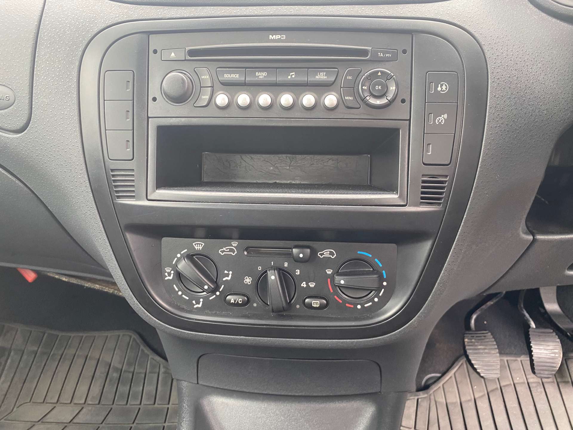 Citroen C3 1.4 C3 Cachet 8v 5dr #23