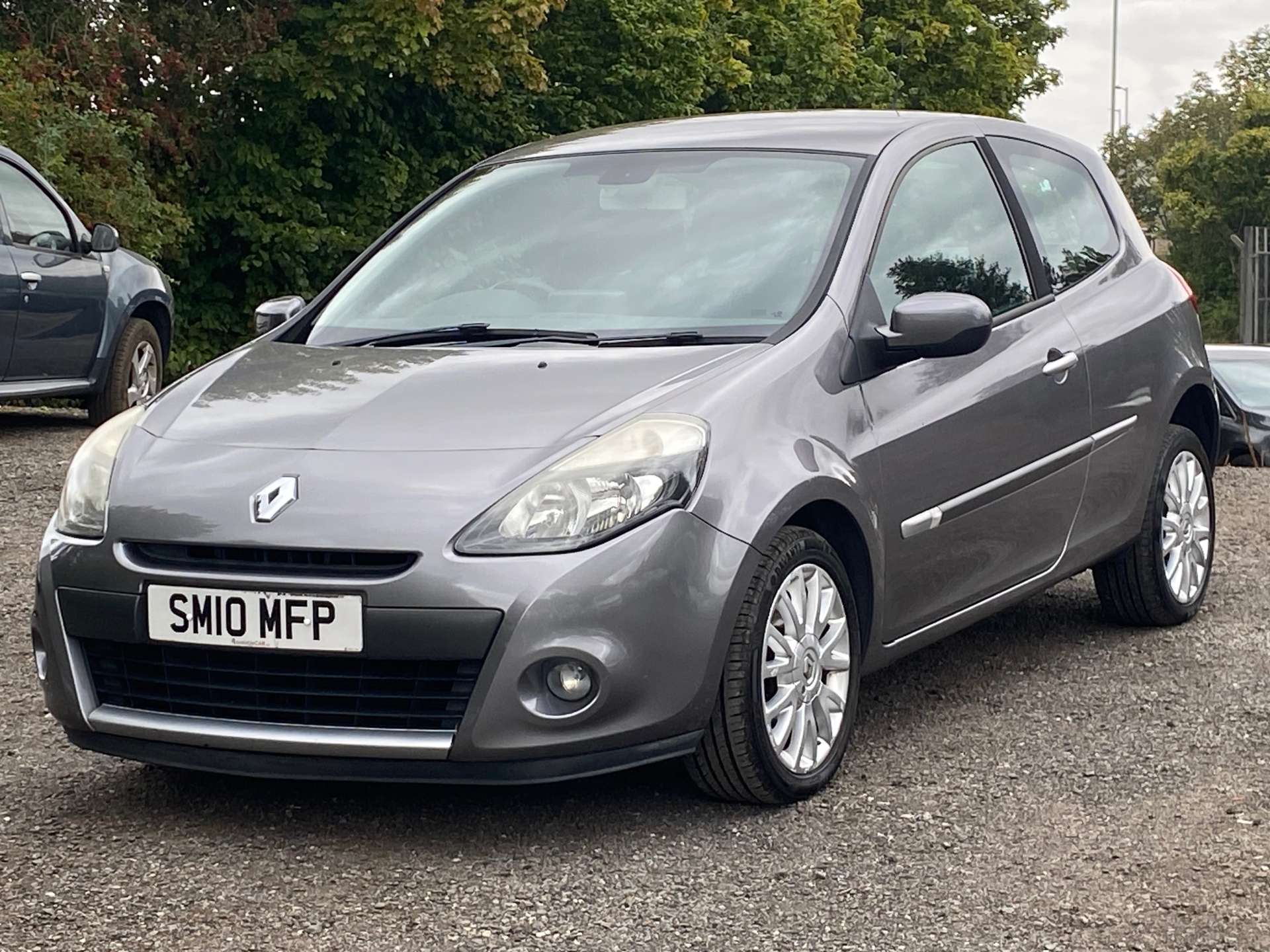 RENAULT CLIO 1.1 Clio Dynamique TomTom 16V 3dr