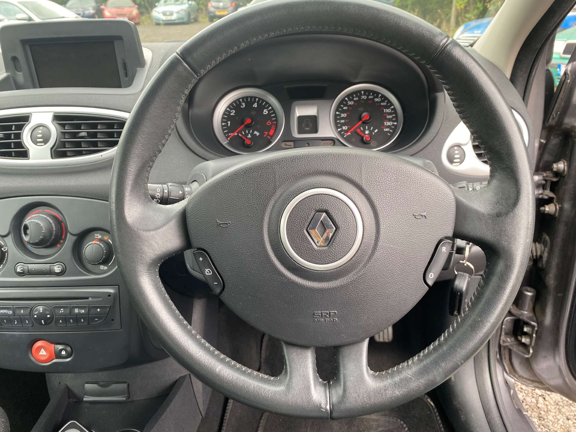 RENAULT CLIO 1.1 Clio Dynamique TomTom 16V 3dr #15