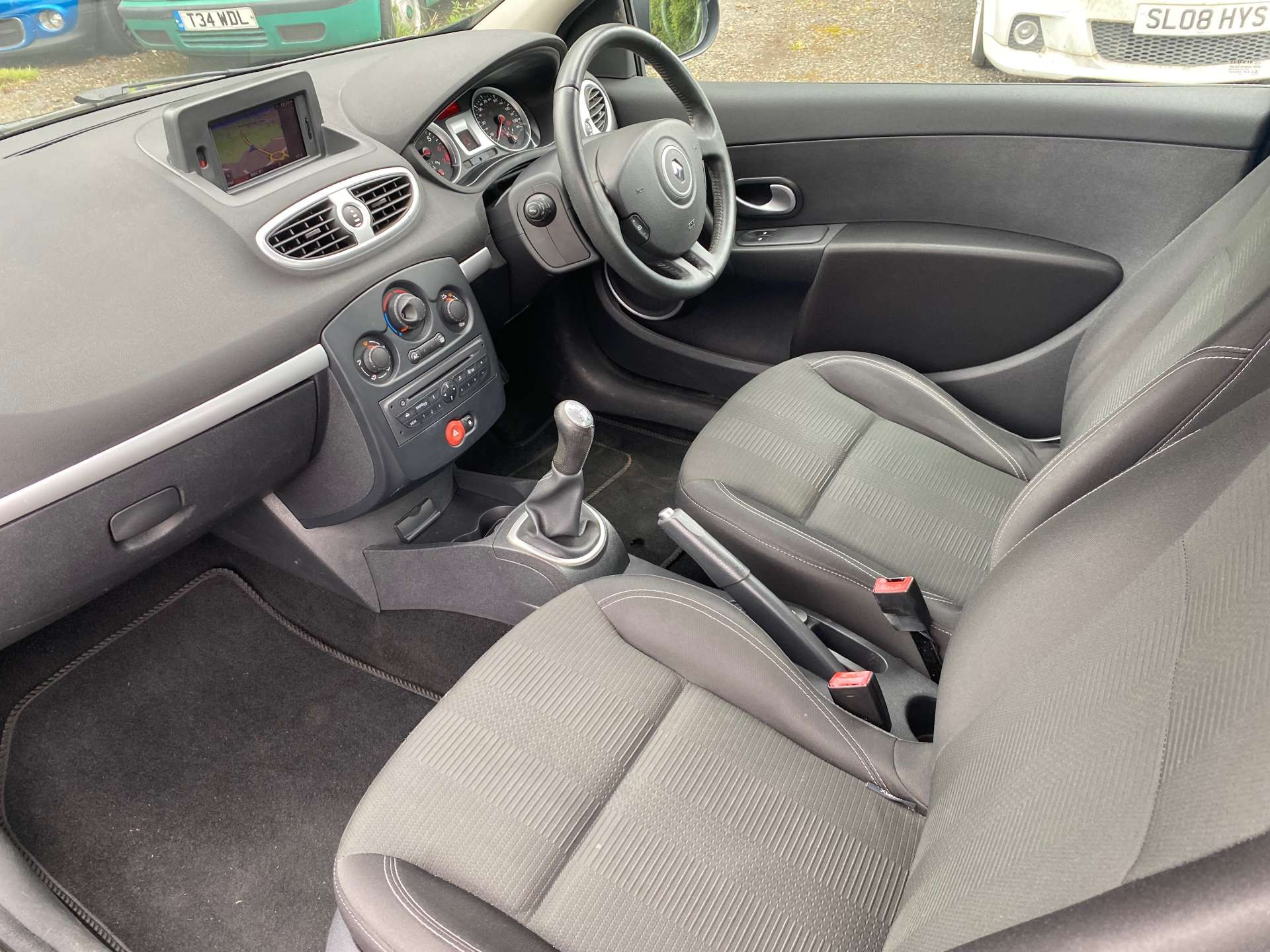 RENAULT CLIO 1.1 Clio Dynamique TomTom 16V 3dr #16