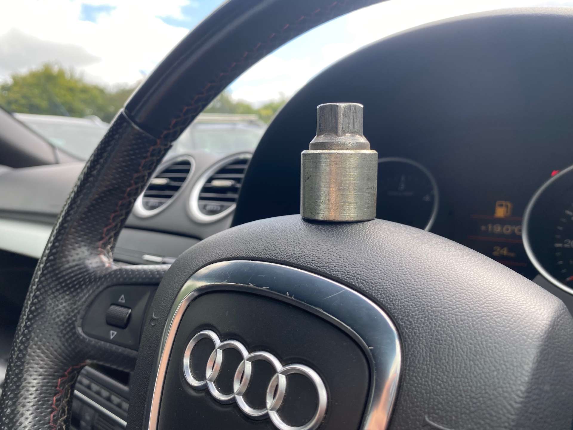 Audi A4 2.0 A4 S Line Special Edition TDI 2dr #35