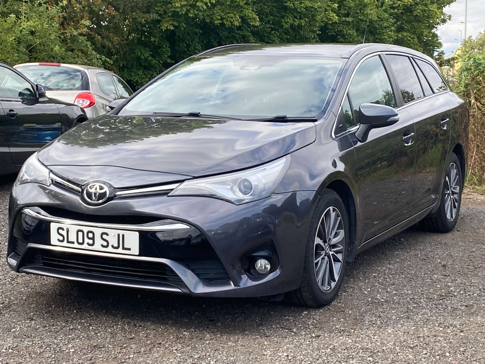 Toyota AVENSIS 1.6 Avensis Business Edition+ D-4D 5dr #2