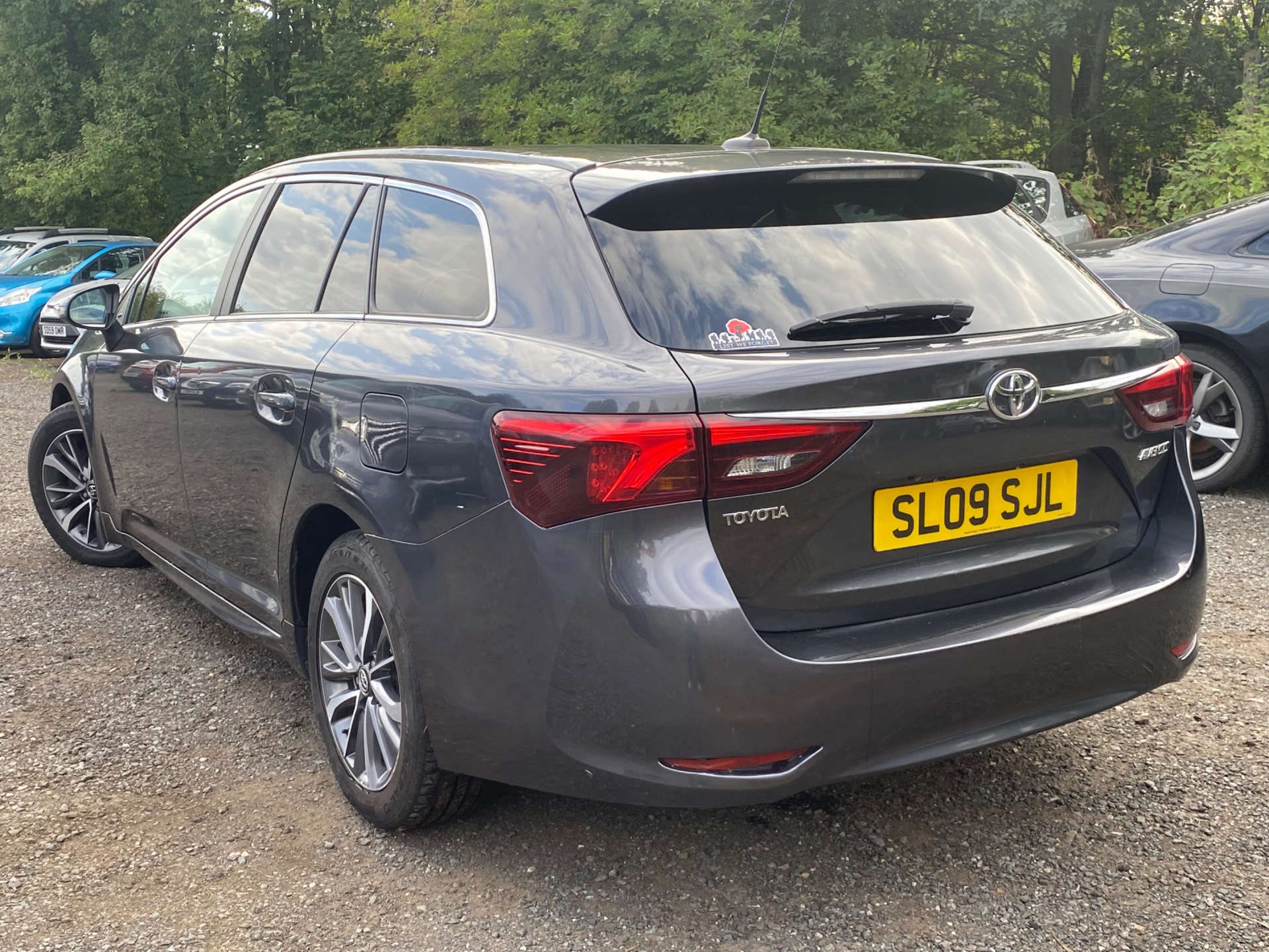 Toyota AVENSIS 1.6 Avensis Business Edition+ D-4D 5dr #4