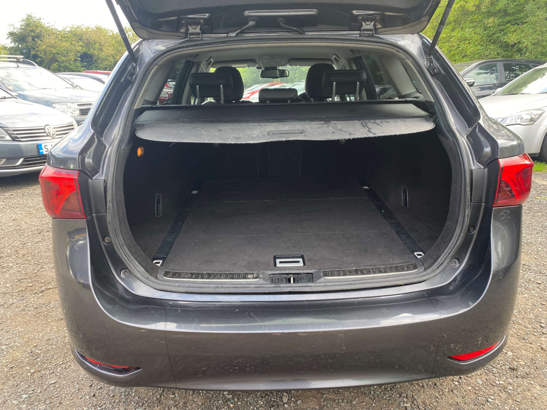 Toyota AVENSIS 1.6 Avensis Business Edition+ D-4D 5dr #9