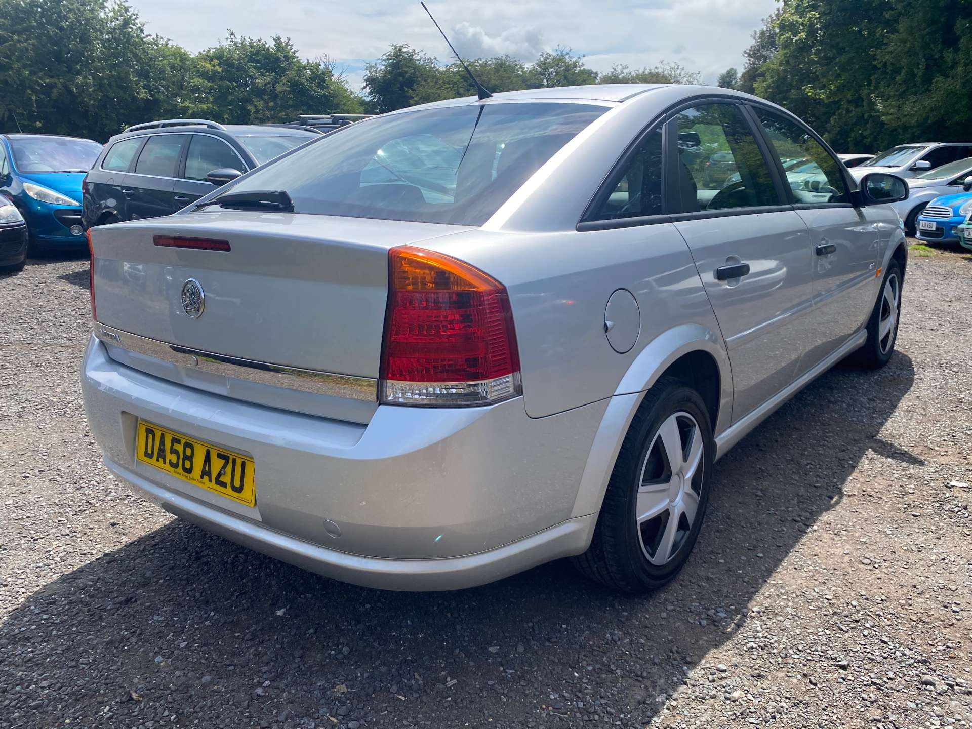 Vauxhall VECTRA 1.8 Vectra Life 5dr #9