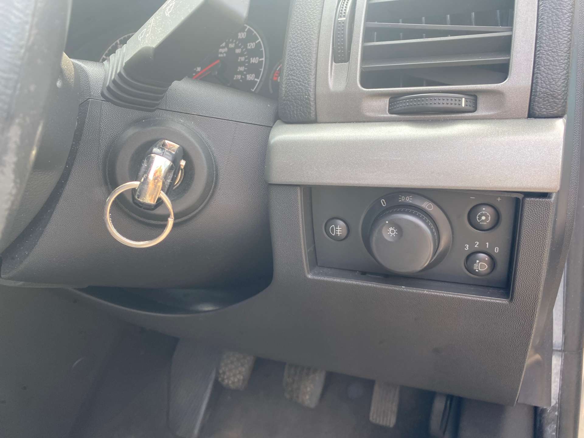 Vauxhall VECTRA 1.8 Vectra Life 5dr #22